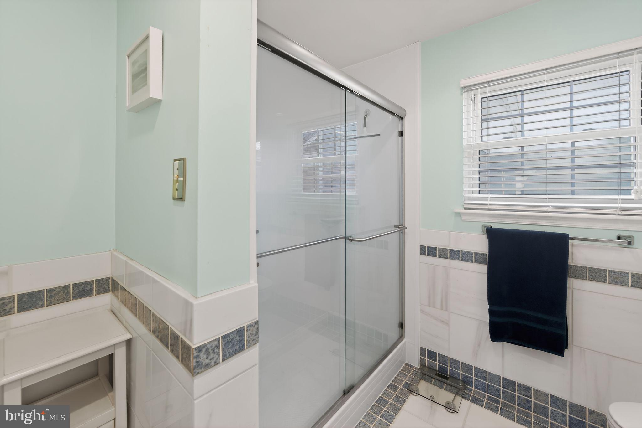 BRADFORD SQUARE - Residential