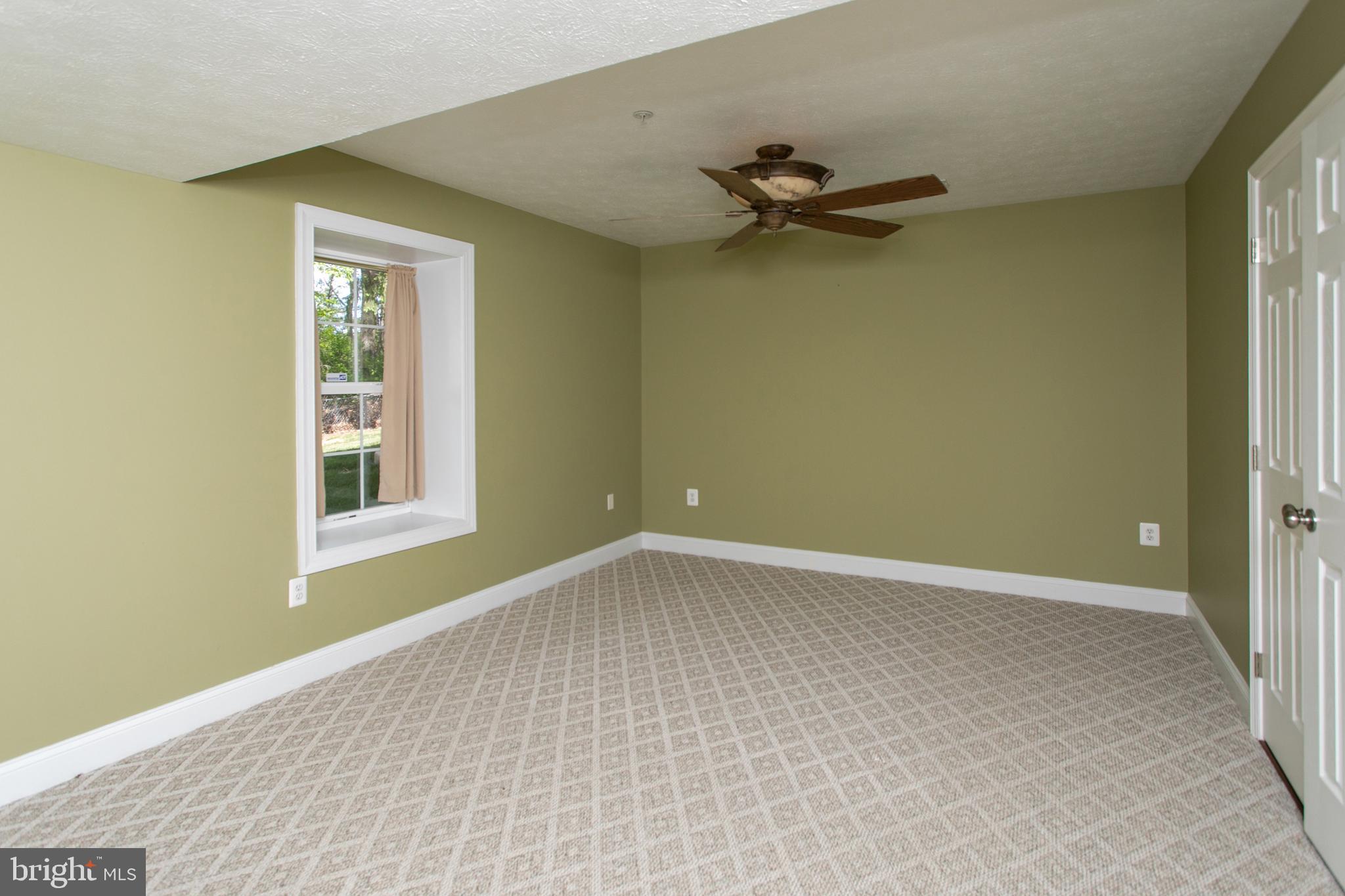 TOBACCO HEIGHTS - Residential