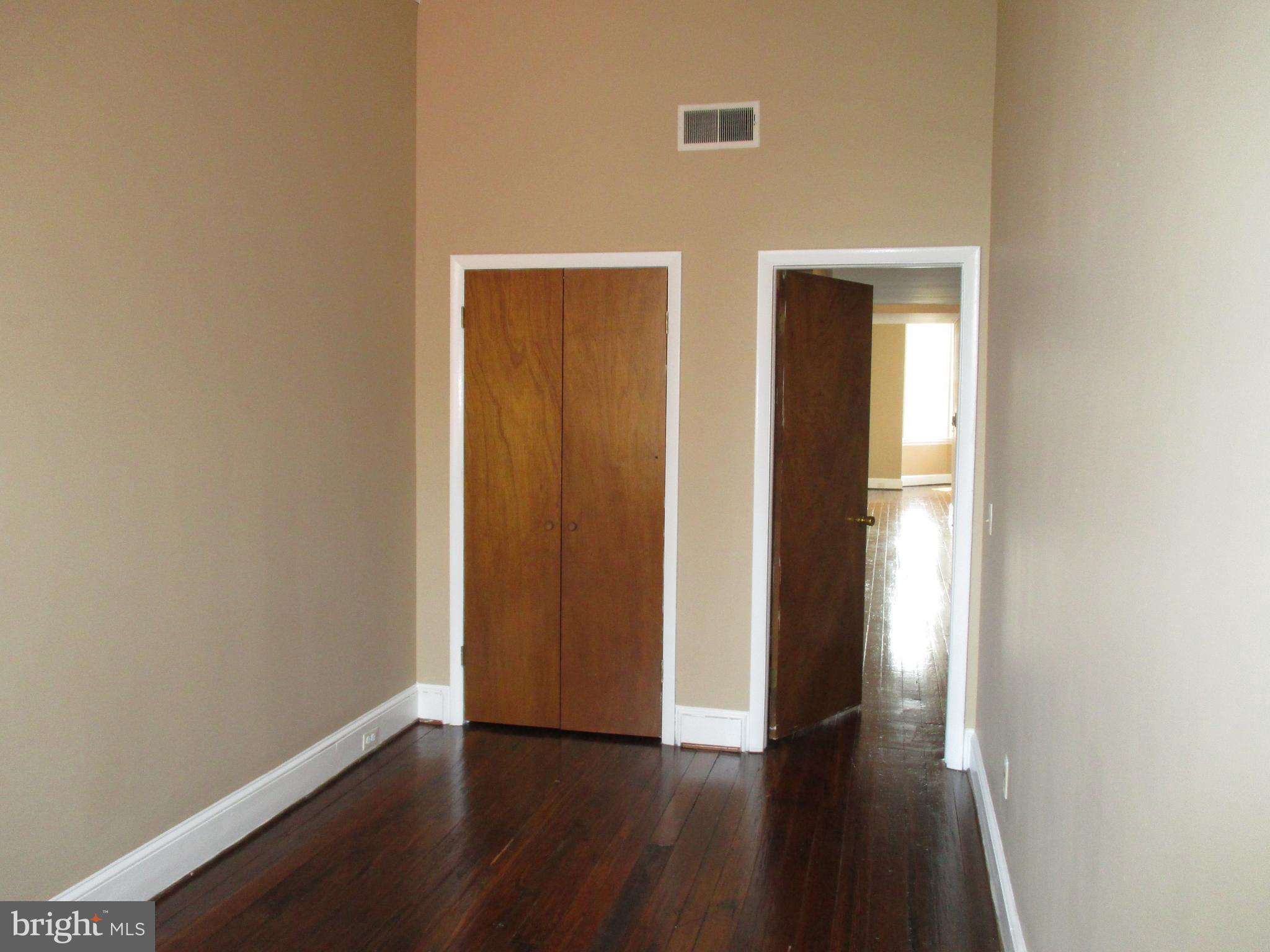 GREENMOUNT WEST - Residential Lease