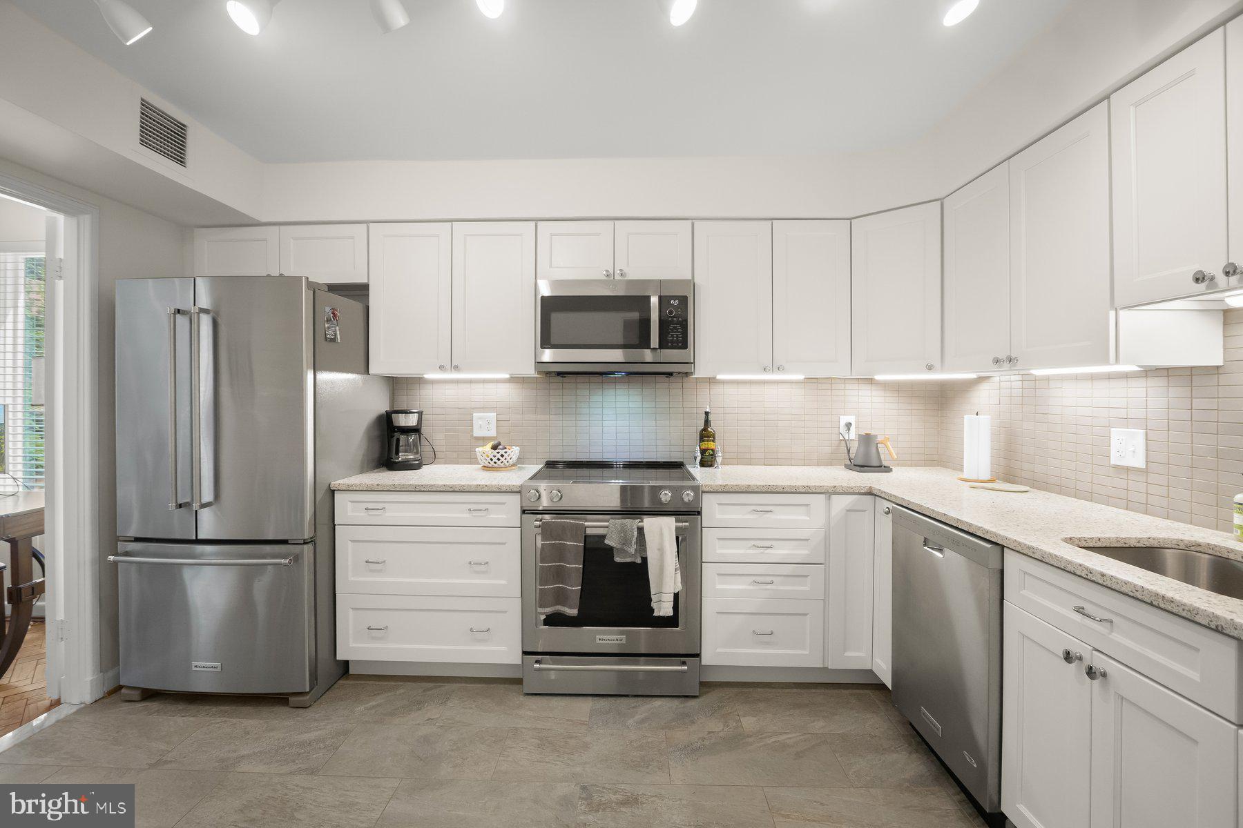1045 31ST STREET NW 303
