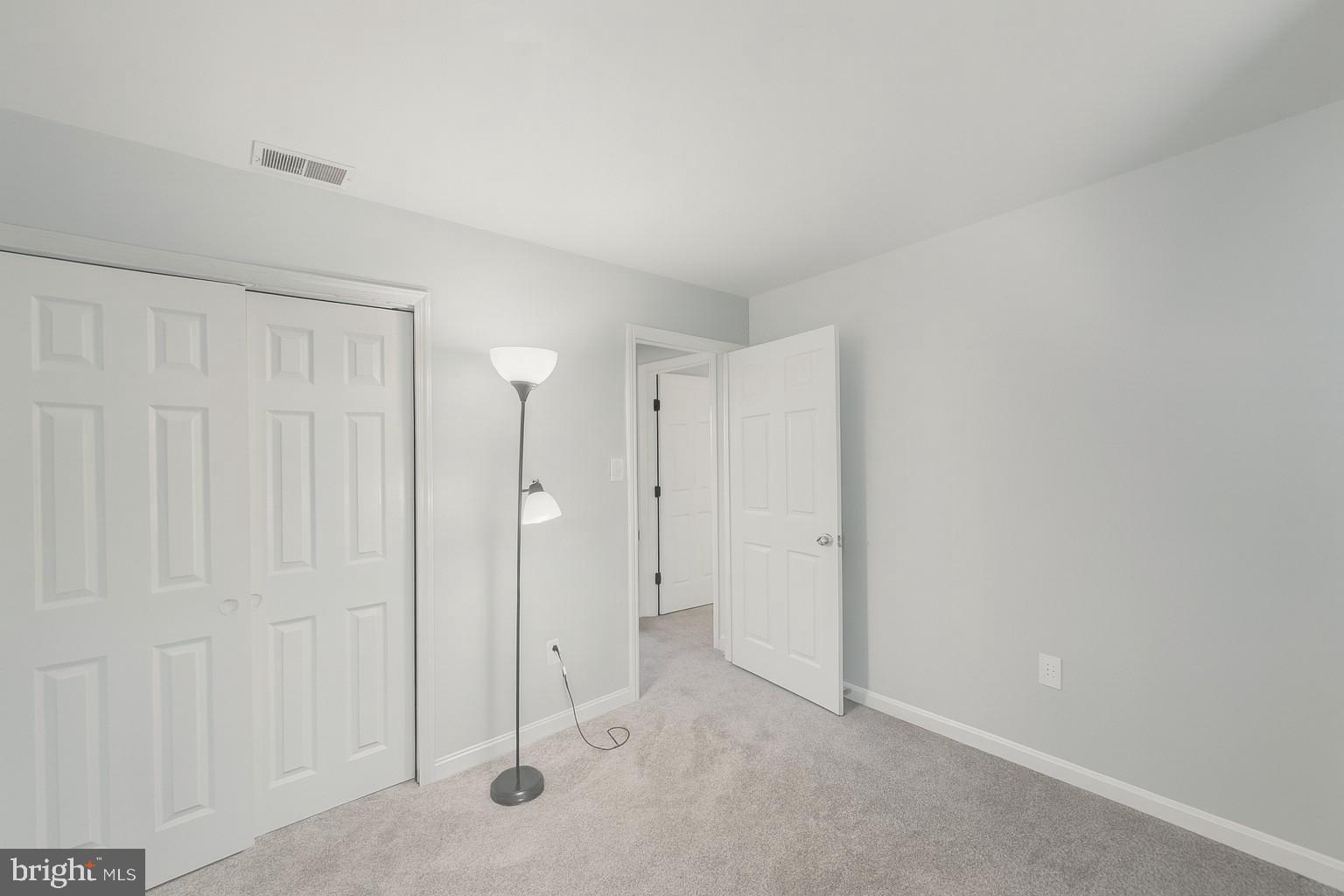 ENGLEWOOD MEWS - Residential Lease