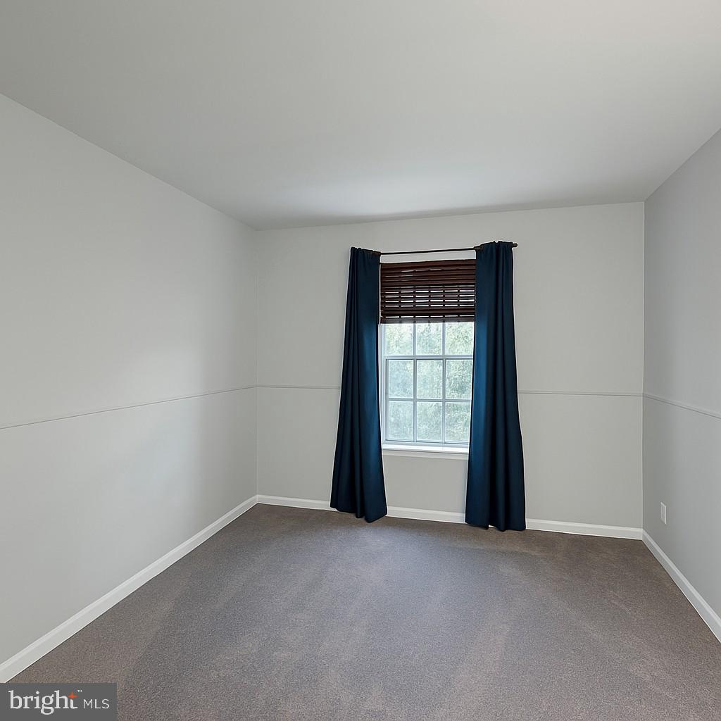 ENGLEWOOD MEWS - Residential Lease