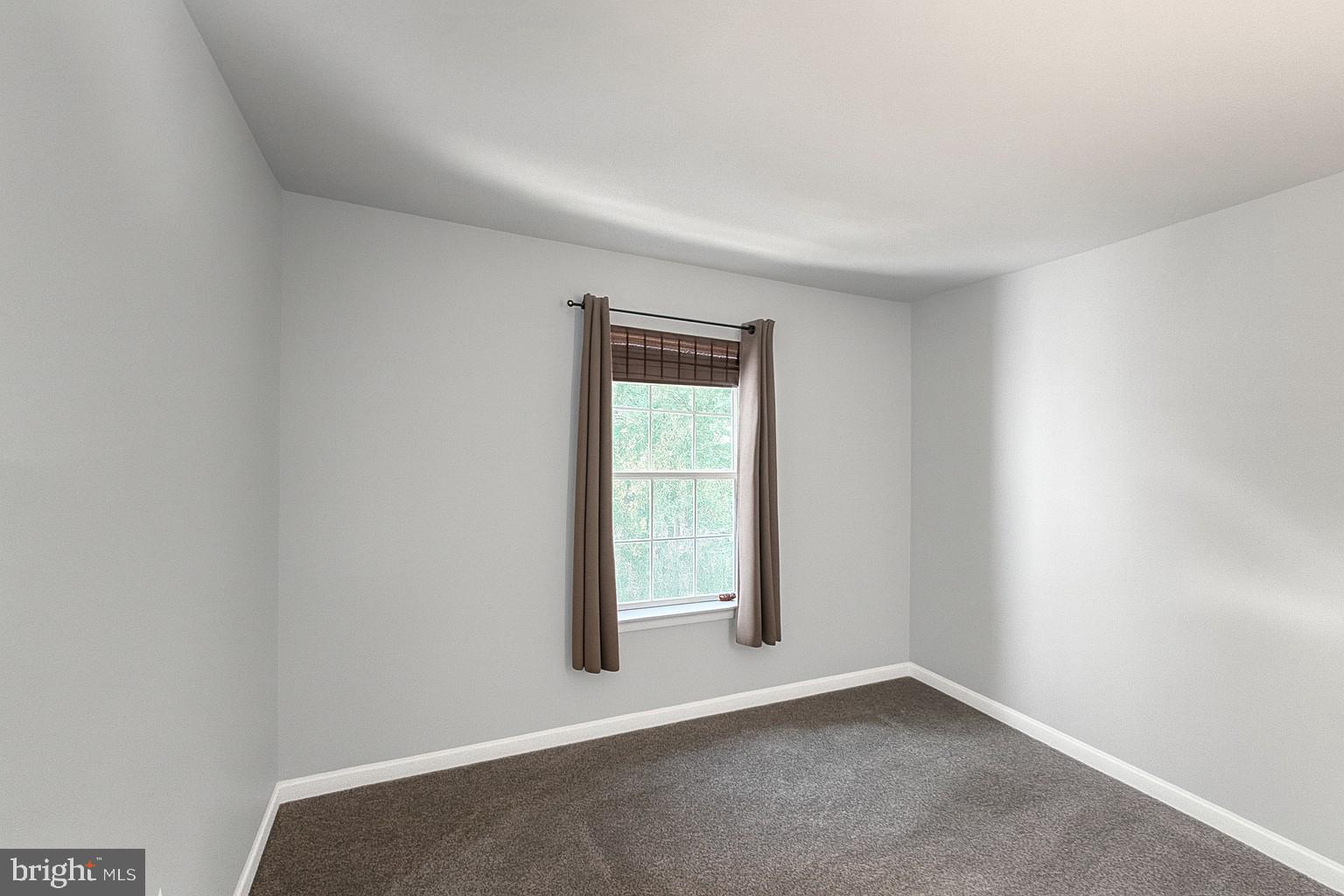 ENGLEWOOD MEWS - Residential Lease