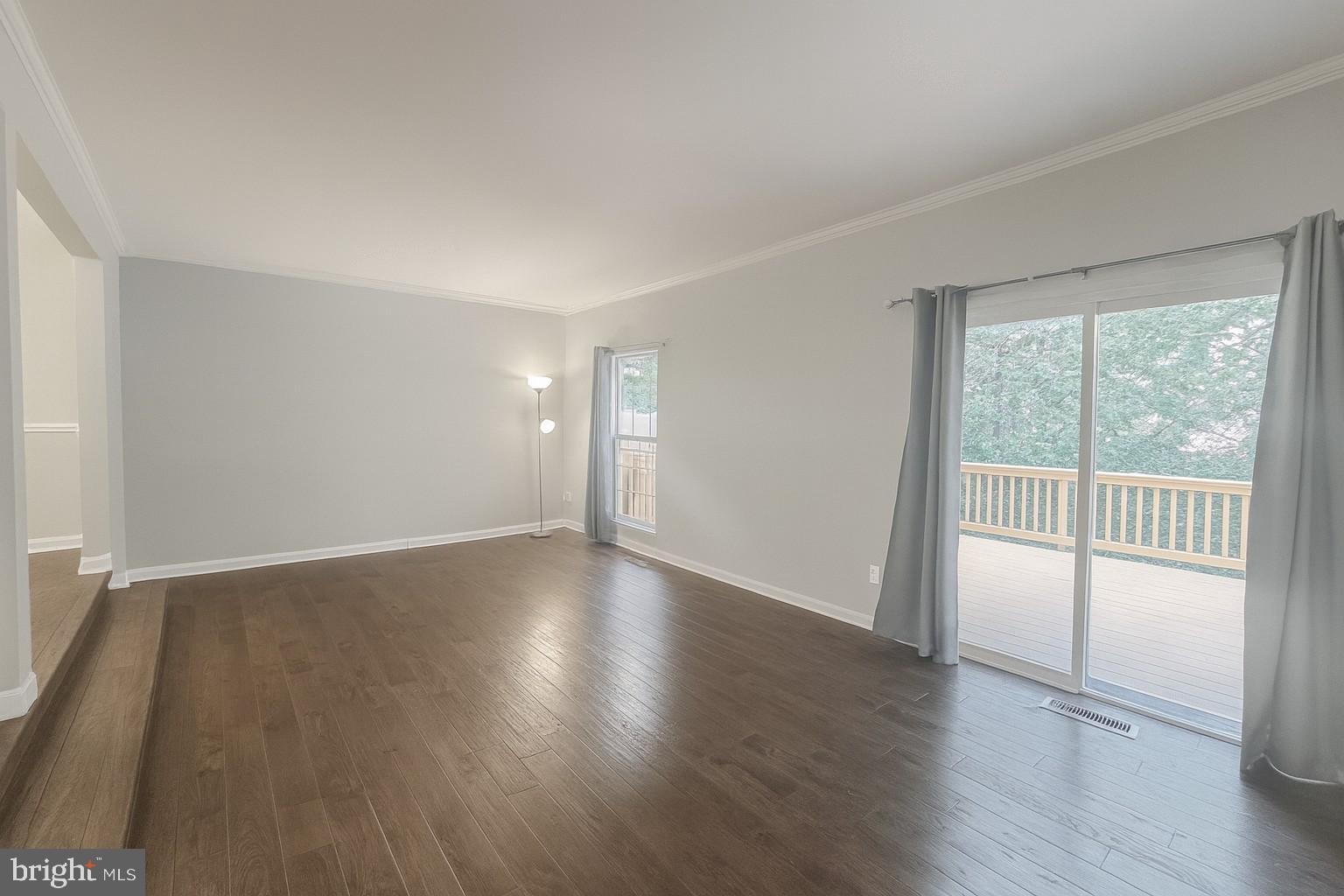 ENGLEWOOD MEWS - Residential Lease