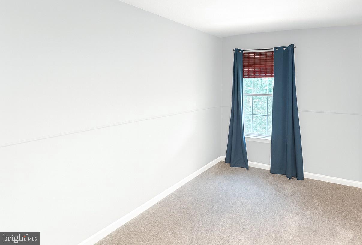 ENGLEWOOD MEWS - Residential Lease