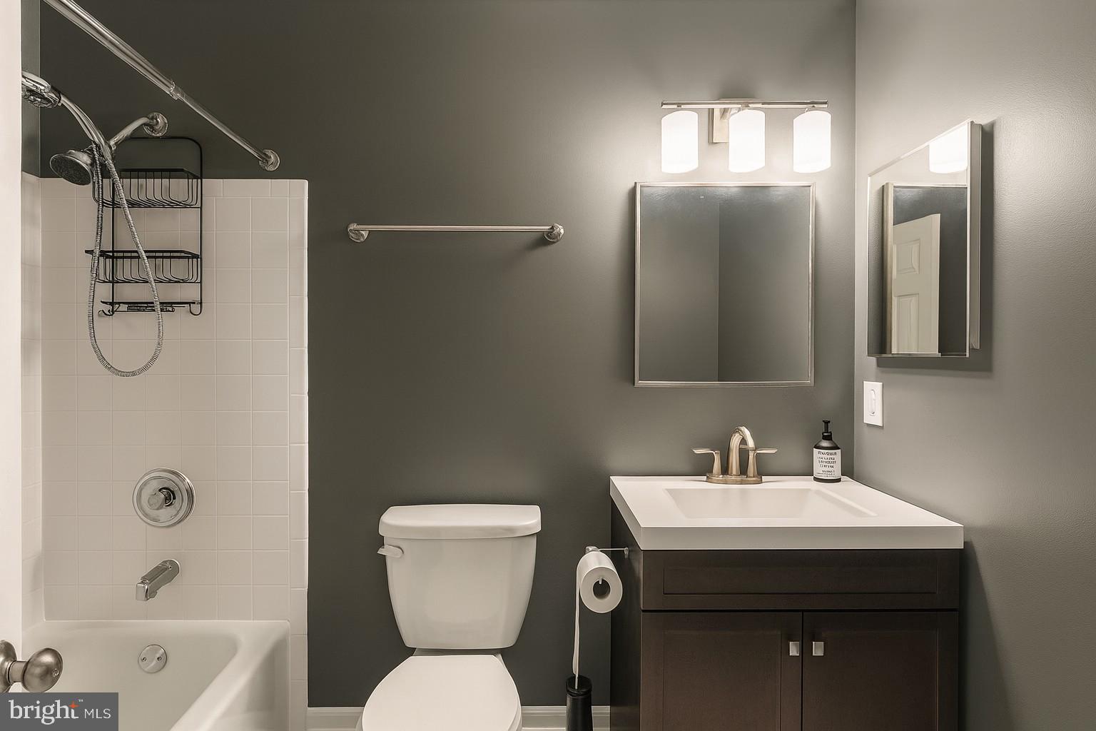 ENGLEWOOD MEWS - Residential Lease