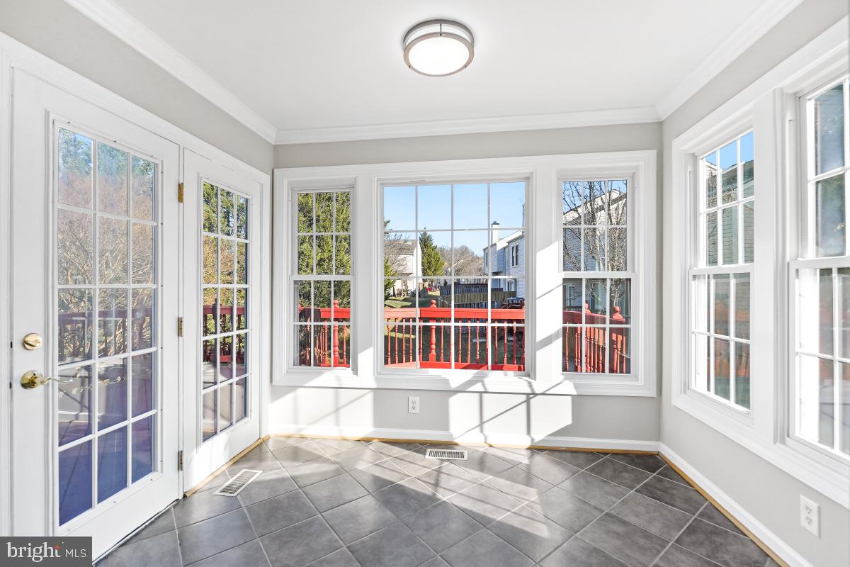 BRIGHTFIELD - Residential