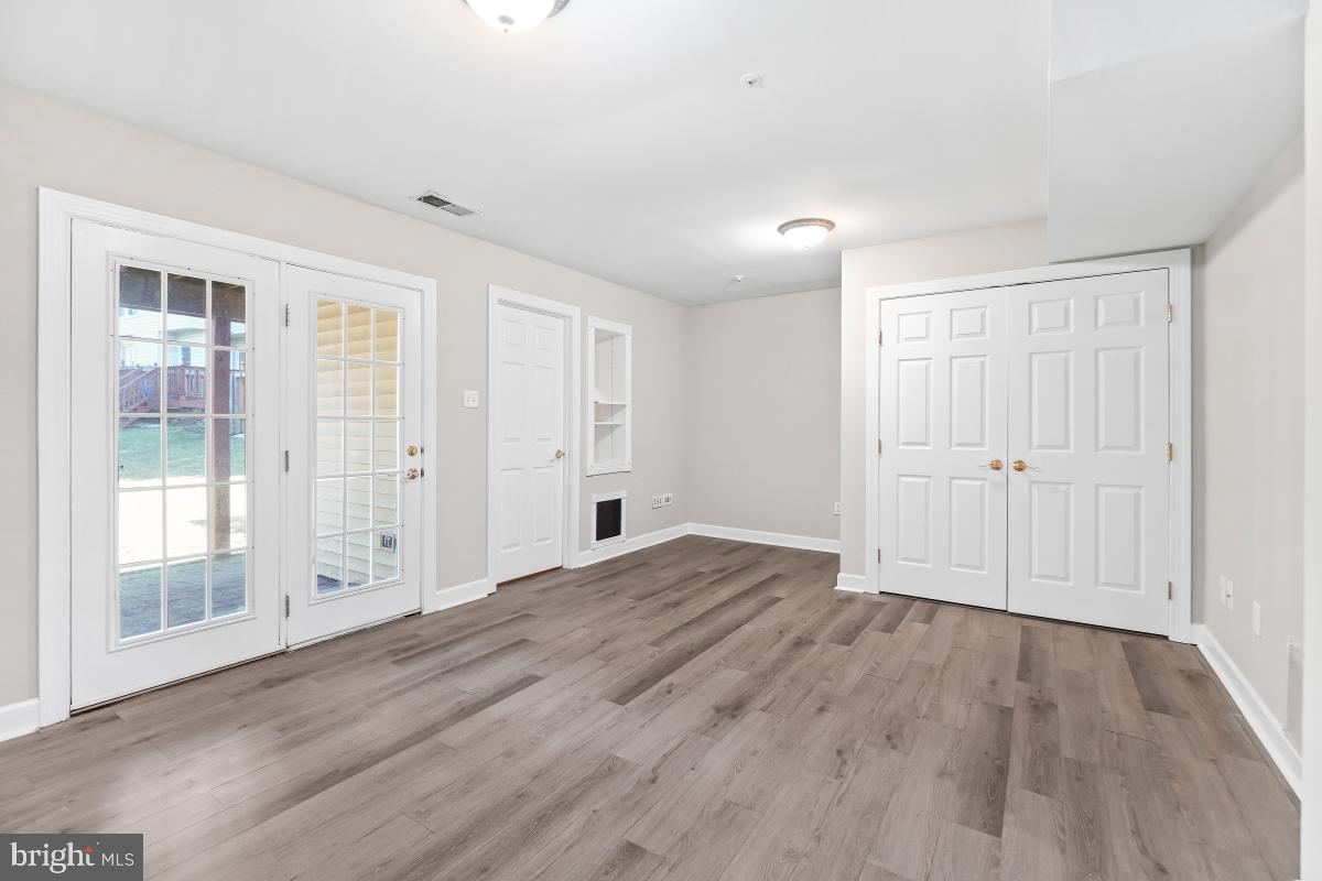 BRIGHTFIELD - Residential