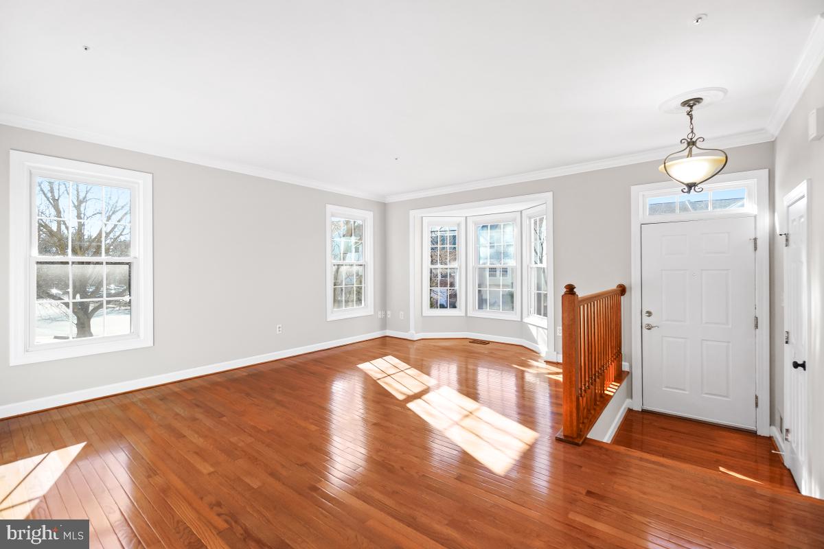 BRIGHTFIELD - Residential