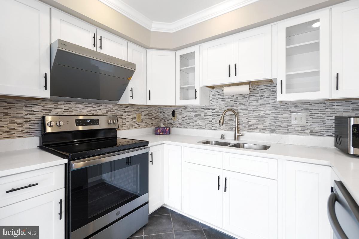 BRIGHTFIELD - Residential