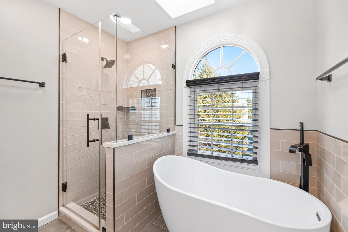 BRIGHTFIELD - Residential