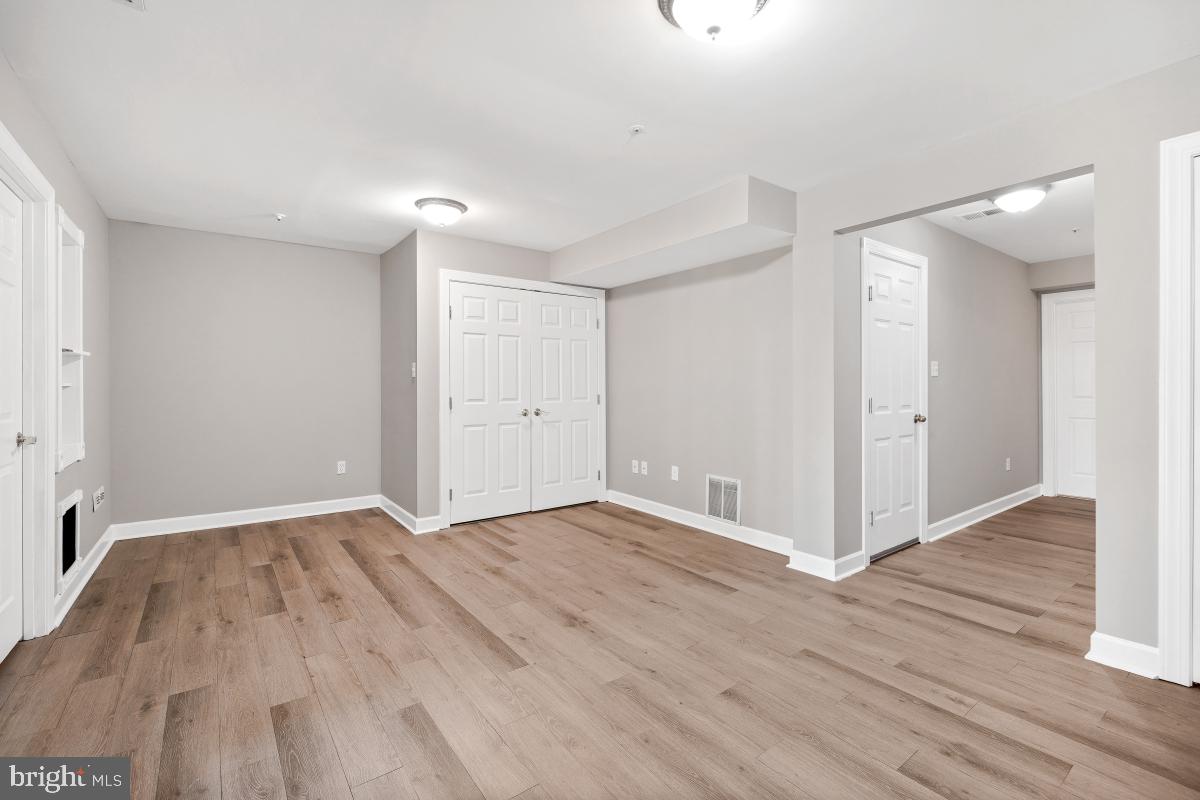 BRIGHTFIELD - Residential