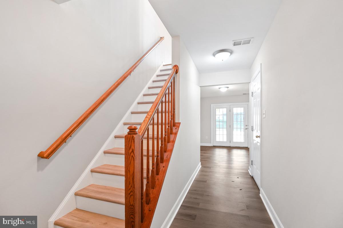 BRIGHTFIELD - Residential