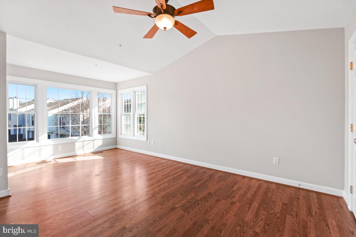 BRIGHTFIELD - Residential