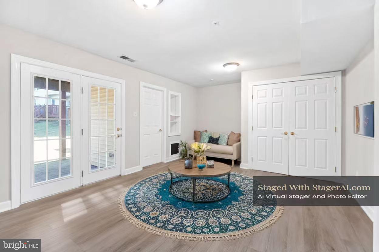 BRIGHTFIELD - Residential