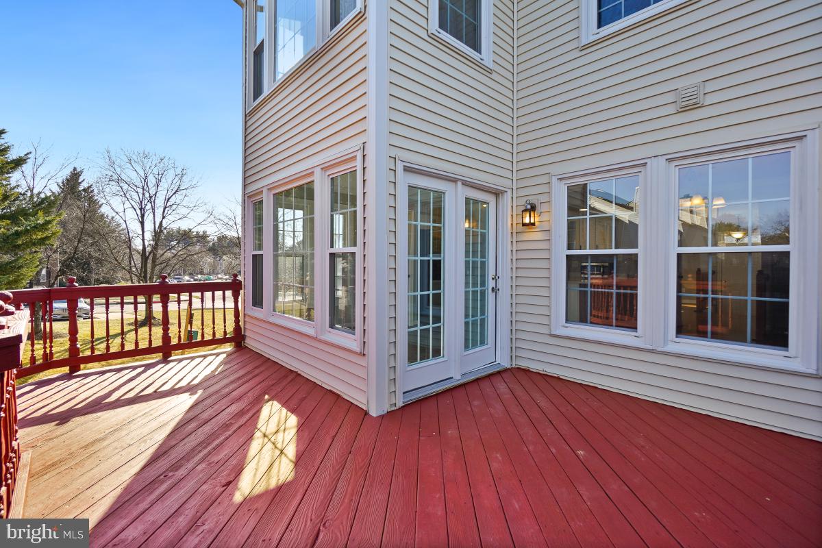 BRIGHTFIELD - Residential