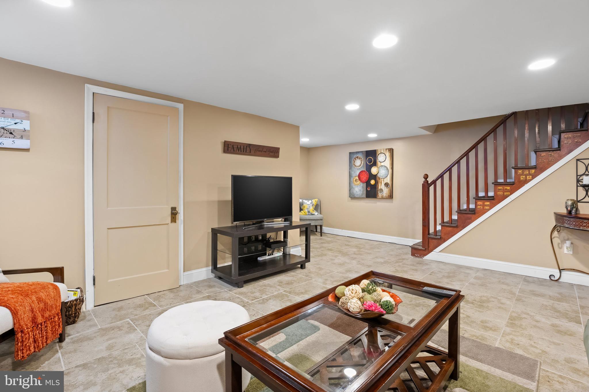 LAURAVILLE HISTORIC DISTRICT - Residential