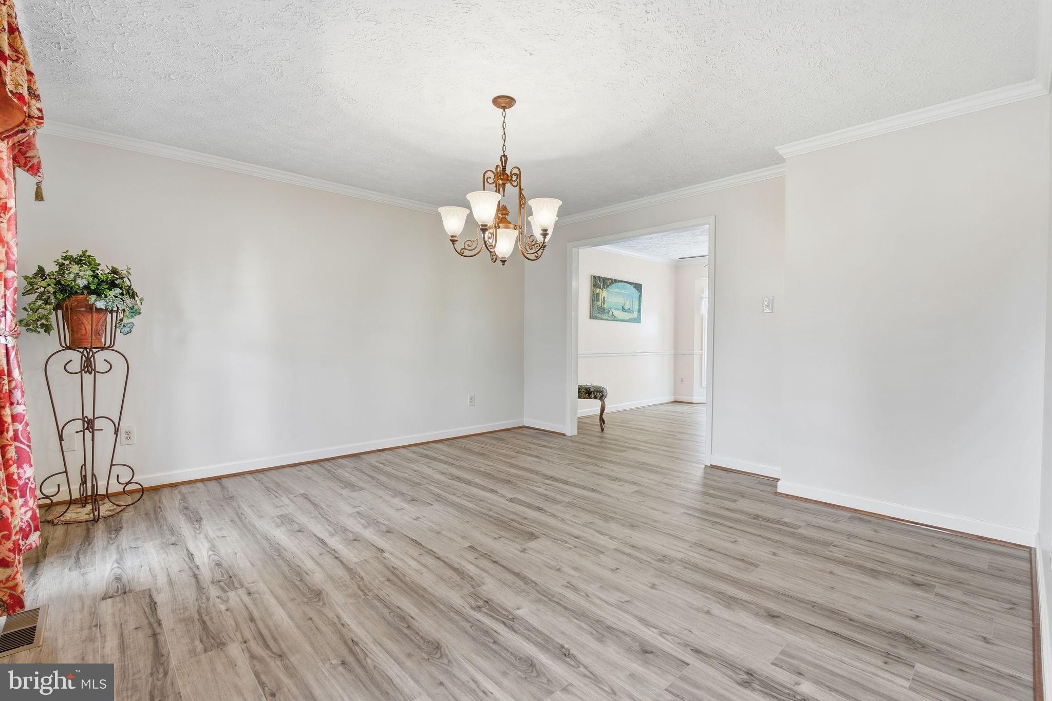 817 PEPPARD DRIVE