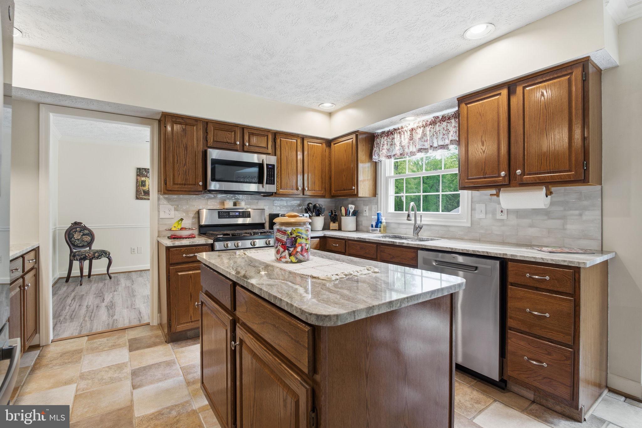 BRENTWOOD PARK - Residential