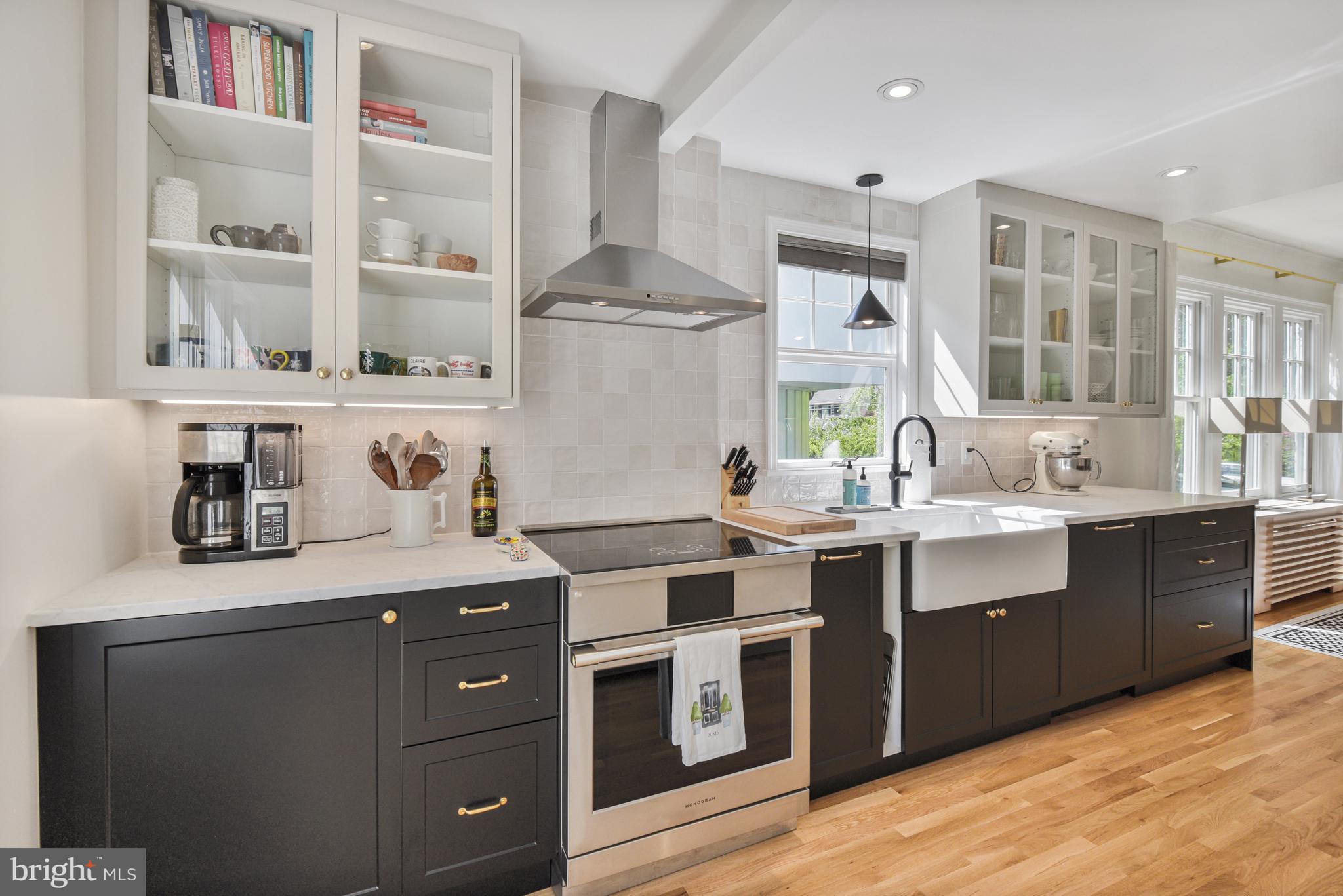 CHEVY CHASE - Residential