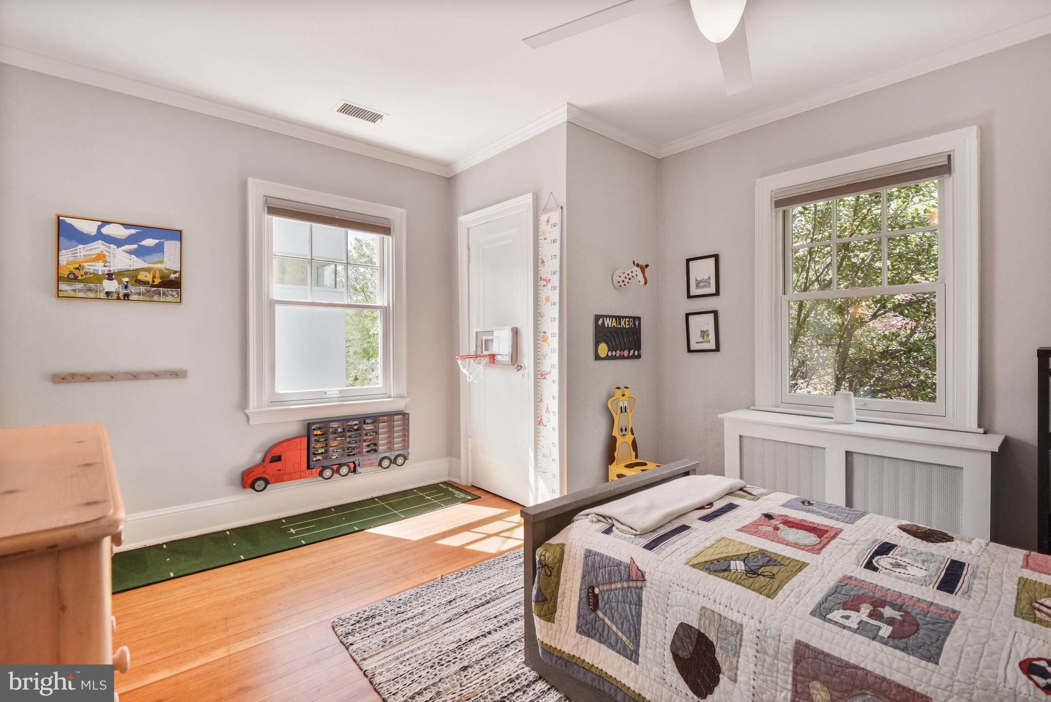 CHEVY CHASE - Residential