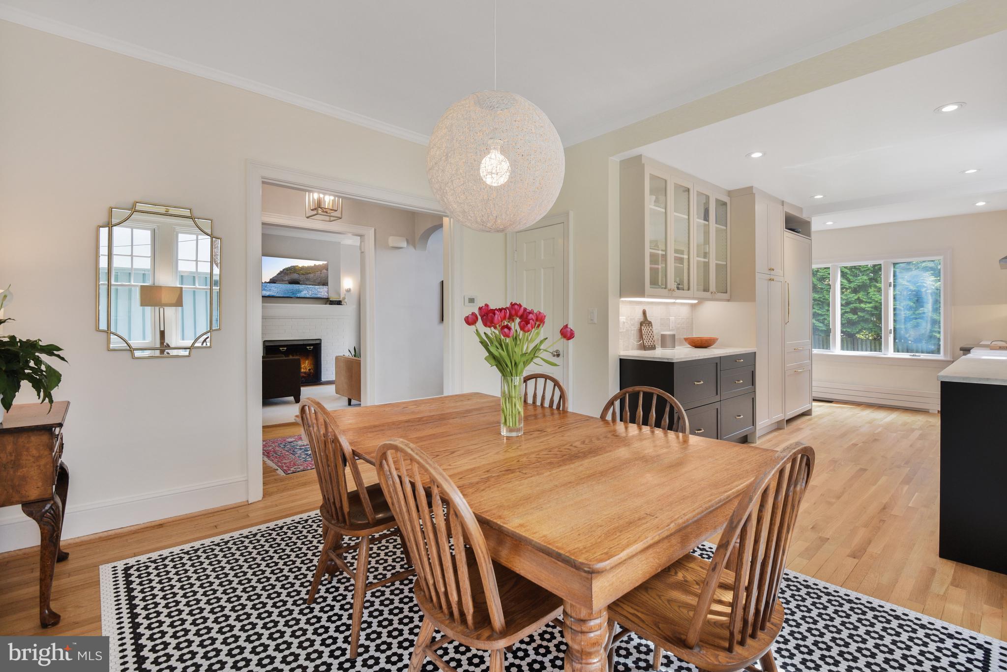 CHEVY CHASE - Residential