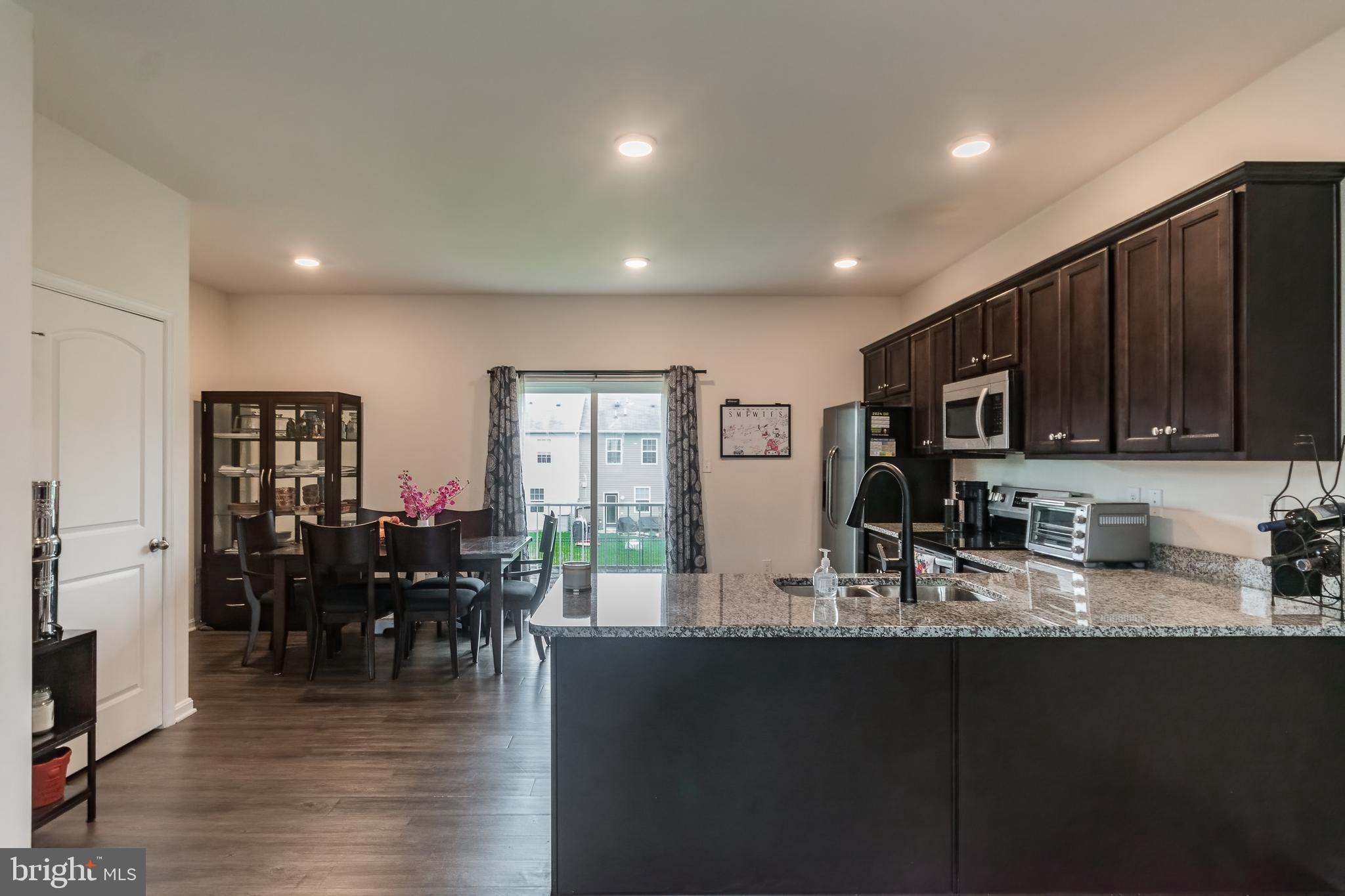 BERKELEY RIDGE - Residential