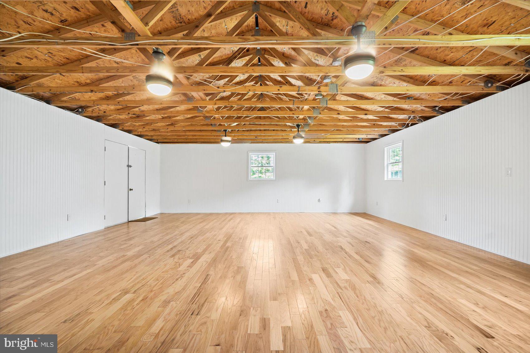 BROOKLANDVILLE - Residential