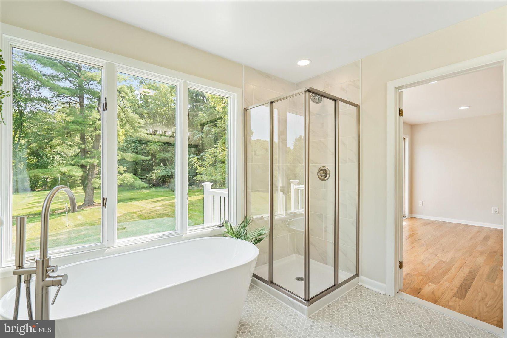 BROOKLANDVILLE - Residential