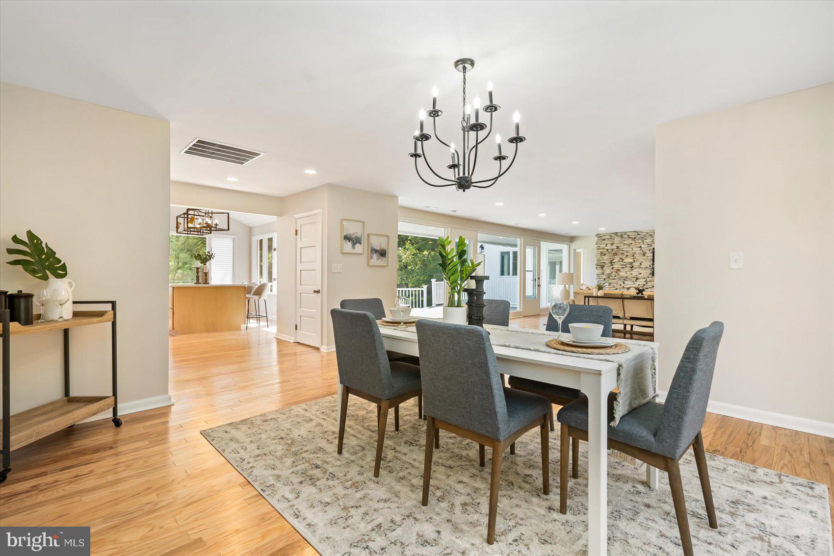 BROOKLANDVILLE - Residential