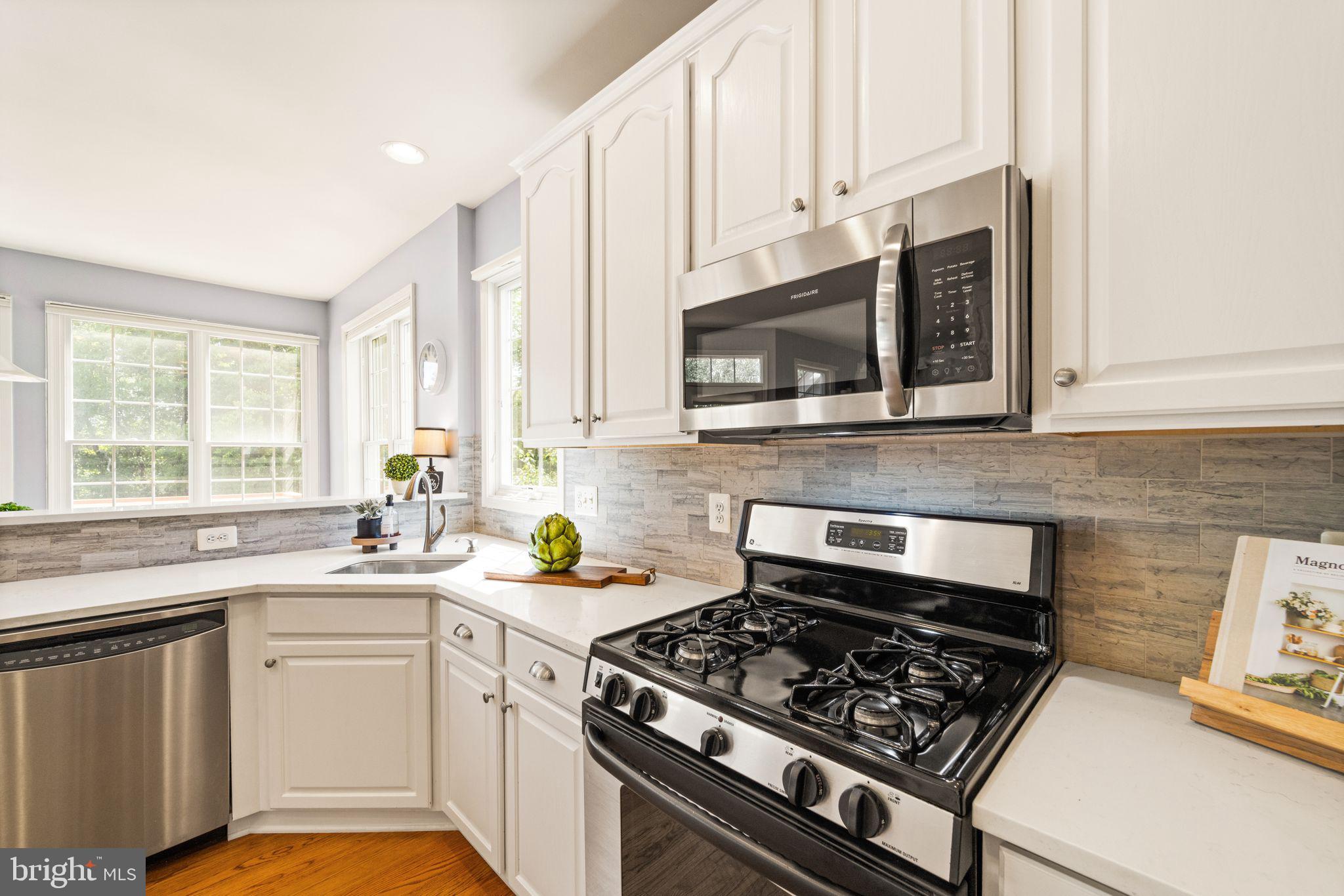 DOMINION VALLEY COUNTRY CLUB - Residential