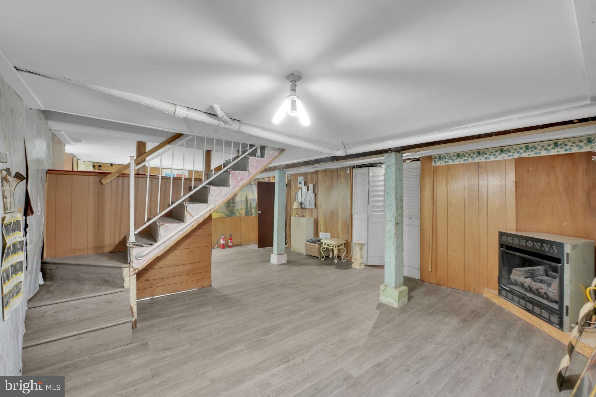 GWYNN OAK - Residential
