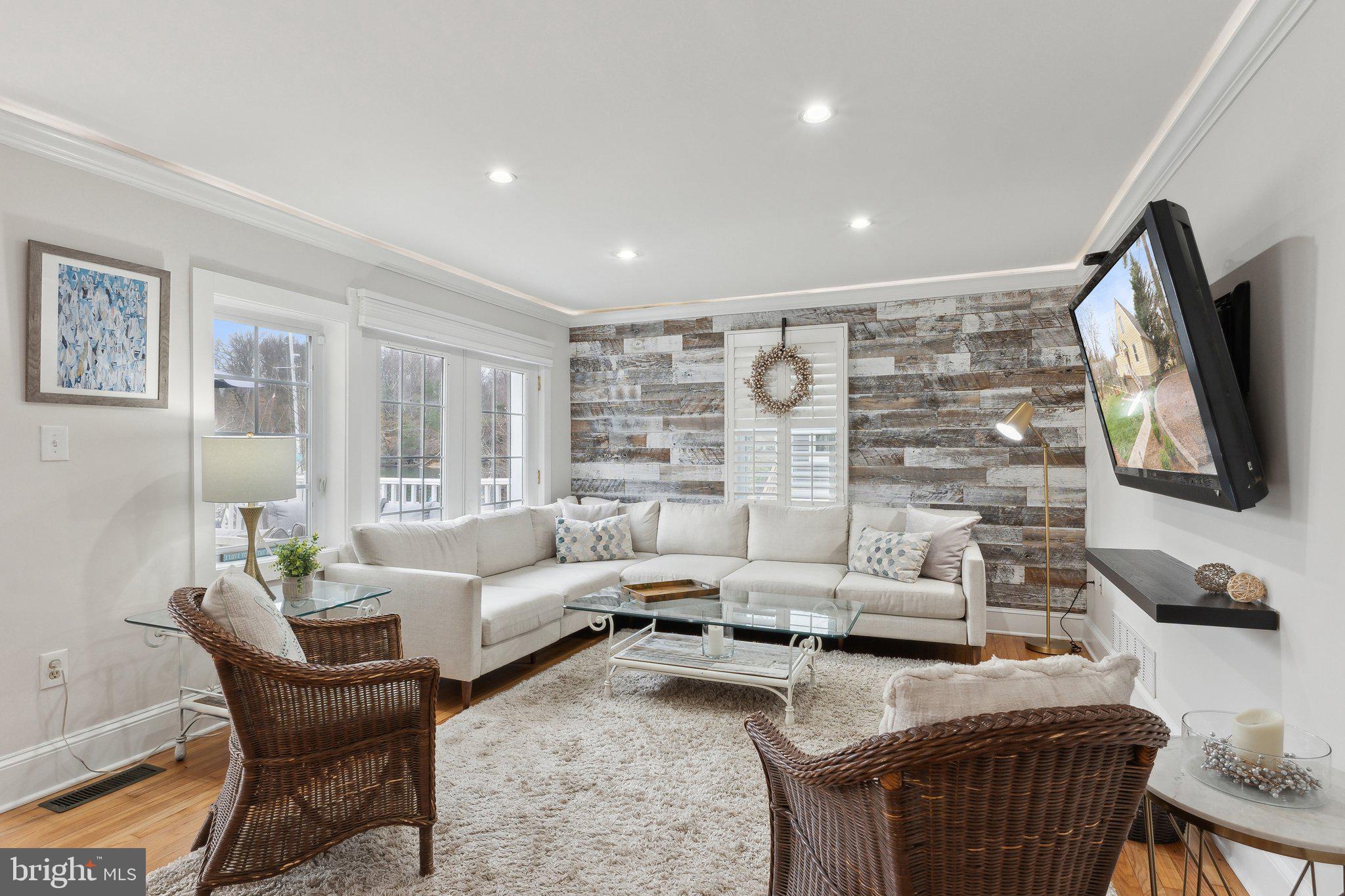 PINES ON THE SEVERN - Residential