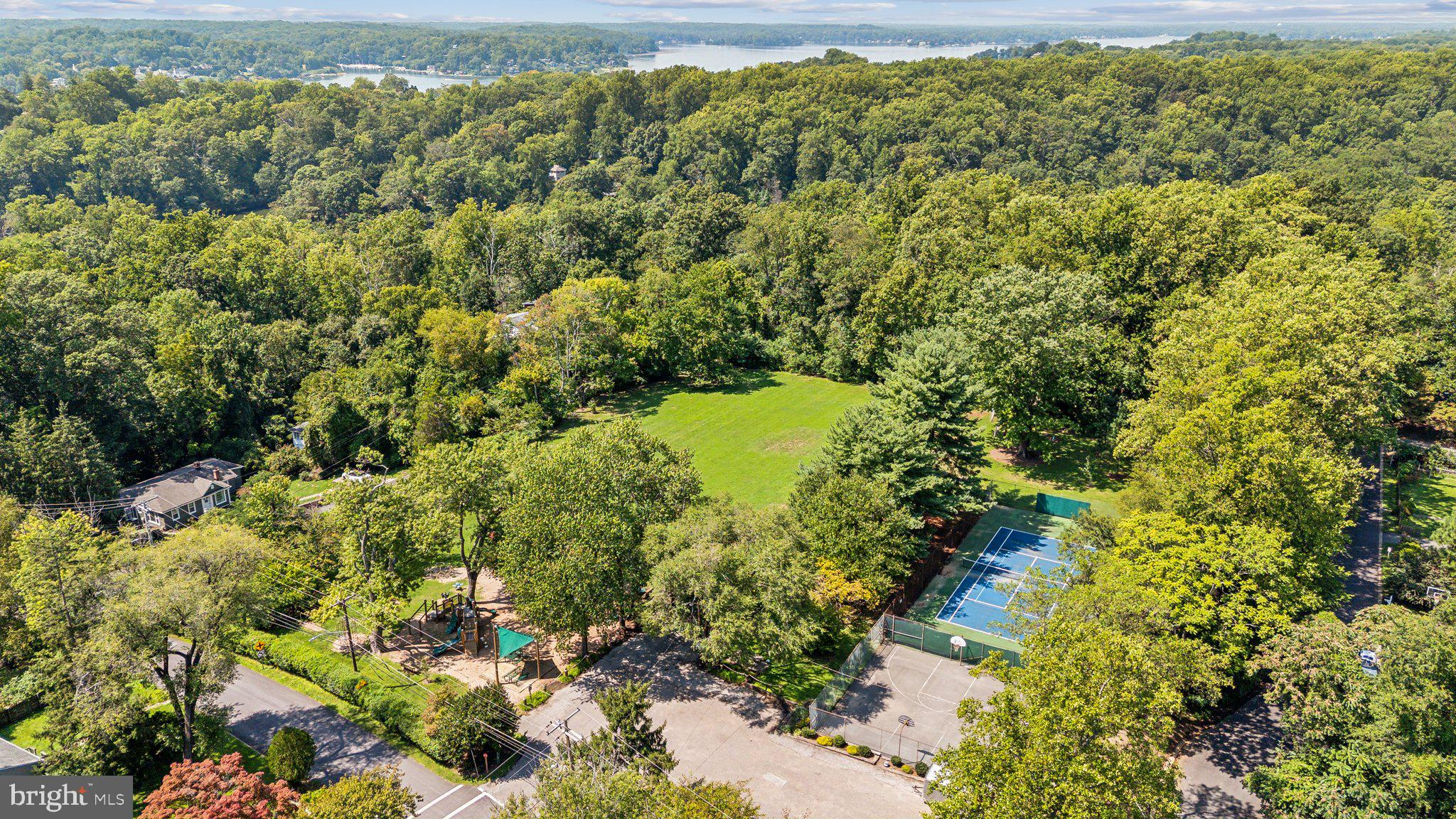 PINES ON THE SEVERN - Residential