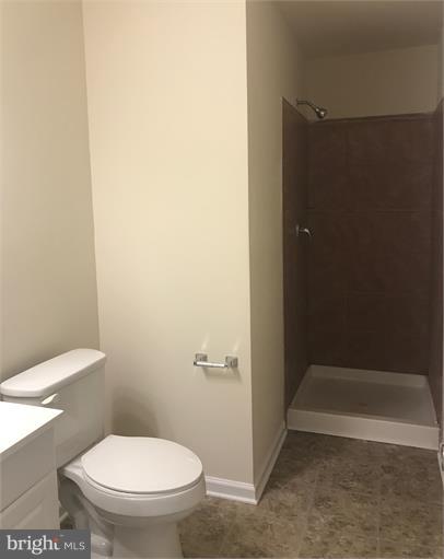 CHARLESTOWN COMMONS - Residential Lease