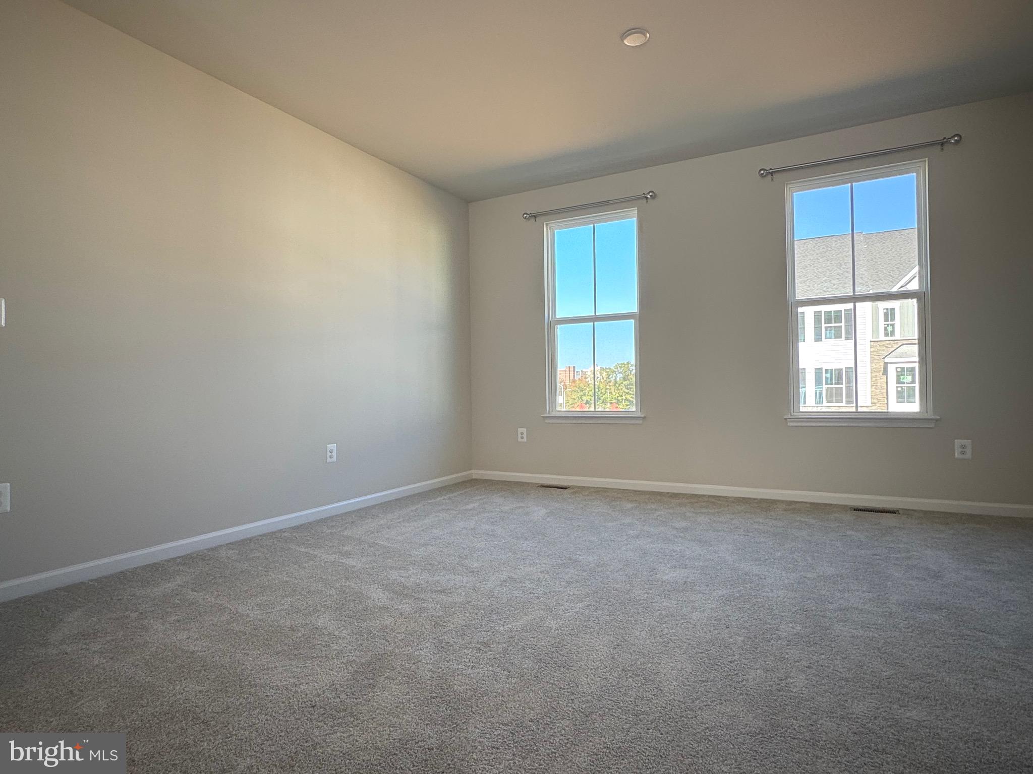 ALEXANDER'S CROSSING - Residential Lease