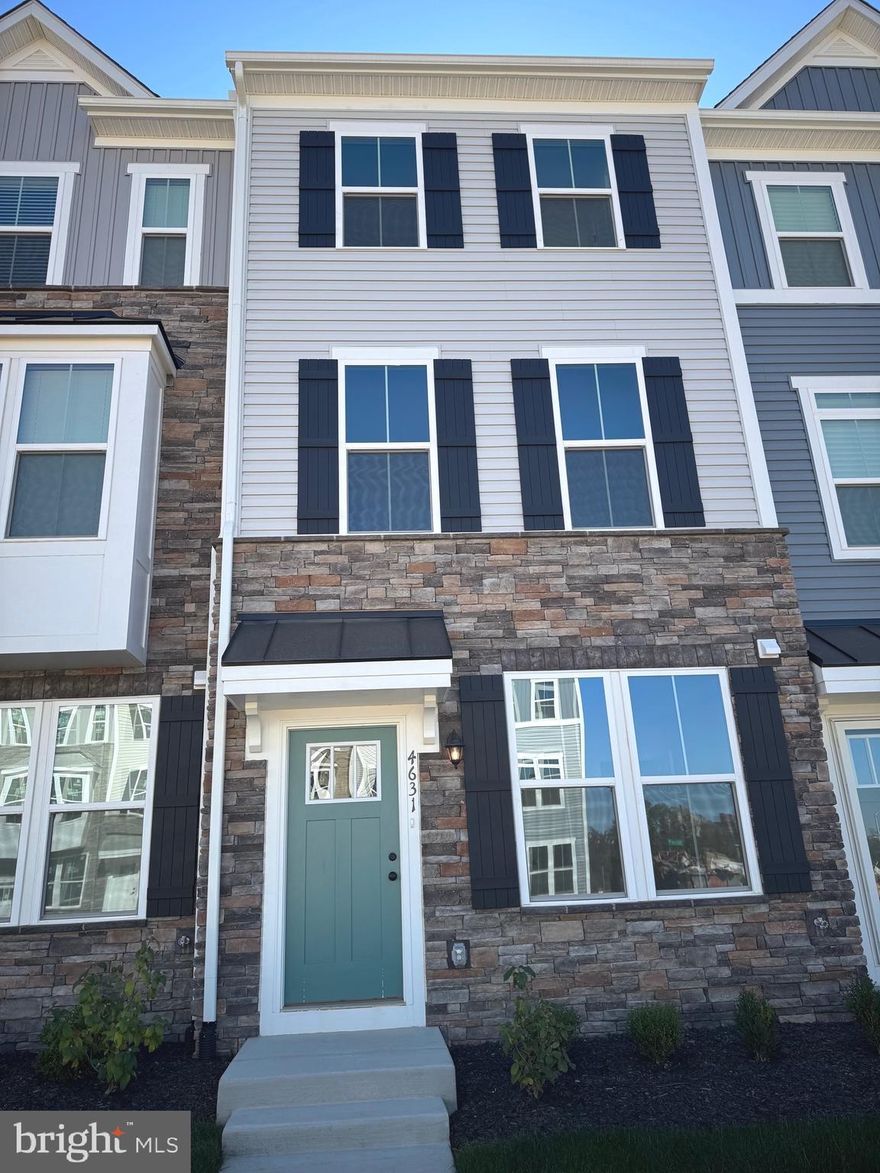 Brand new home, never lived in! Beautiful home in Alexander’s Crossing with lots to offer, deck off the main level. Gourmet kitchen featuring large island, granite countertops, stainless steel appliances, Upstairs we have 2 primary bedrooms. Main primary suite included  walk-in closet and bath with dual vanities and large shower, laundry on bedroom level. Lower level includes 3rd bedroom and full bath, plus a 1-car rear garage. Great community with wonderful amenities, pocket parks, walking trails, 3 pickleball courts, tot lots and so much more coming. Home is walking distance to Spotsylvania hospital, minutes to corner's corner, shopping, dining, I -95, VRE & downtown