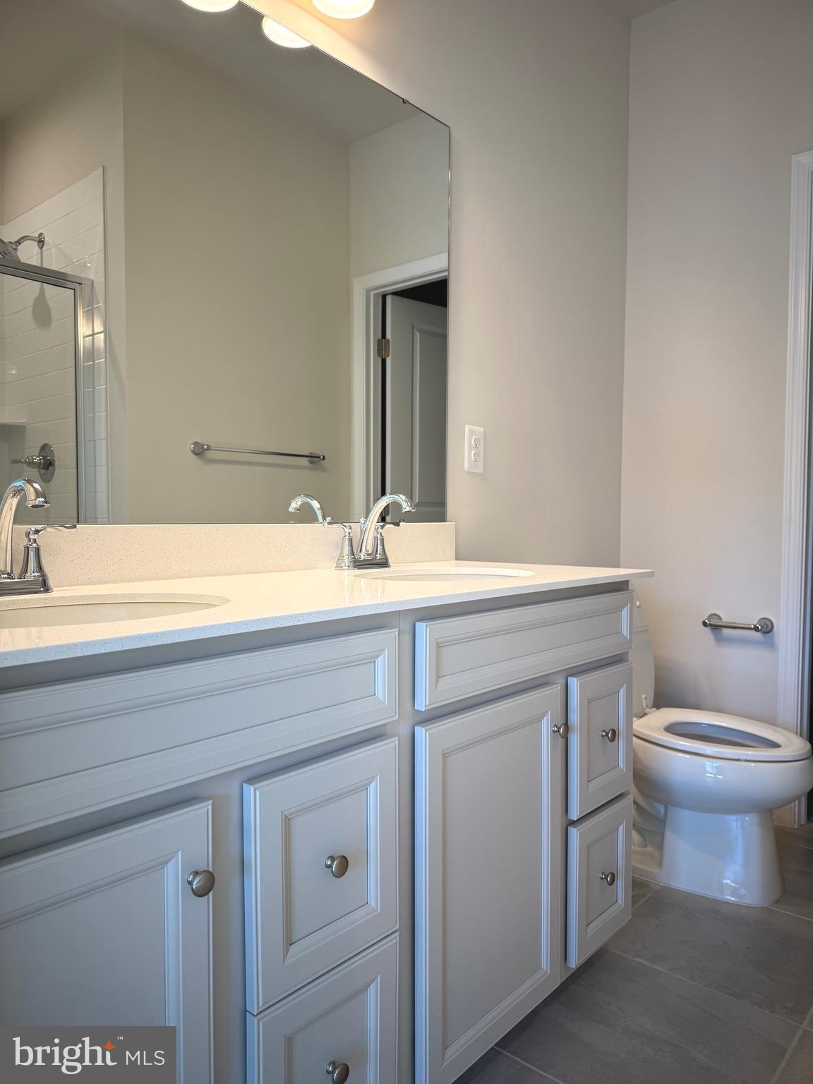 ALEXANDER'S CROSSING - Residential Lease