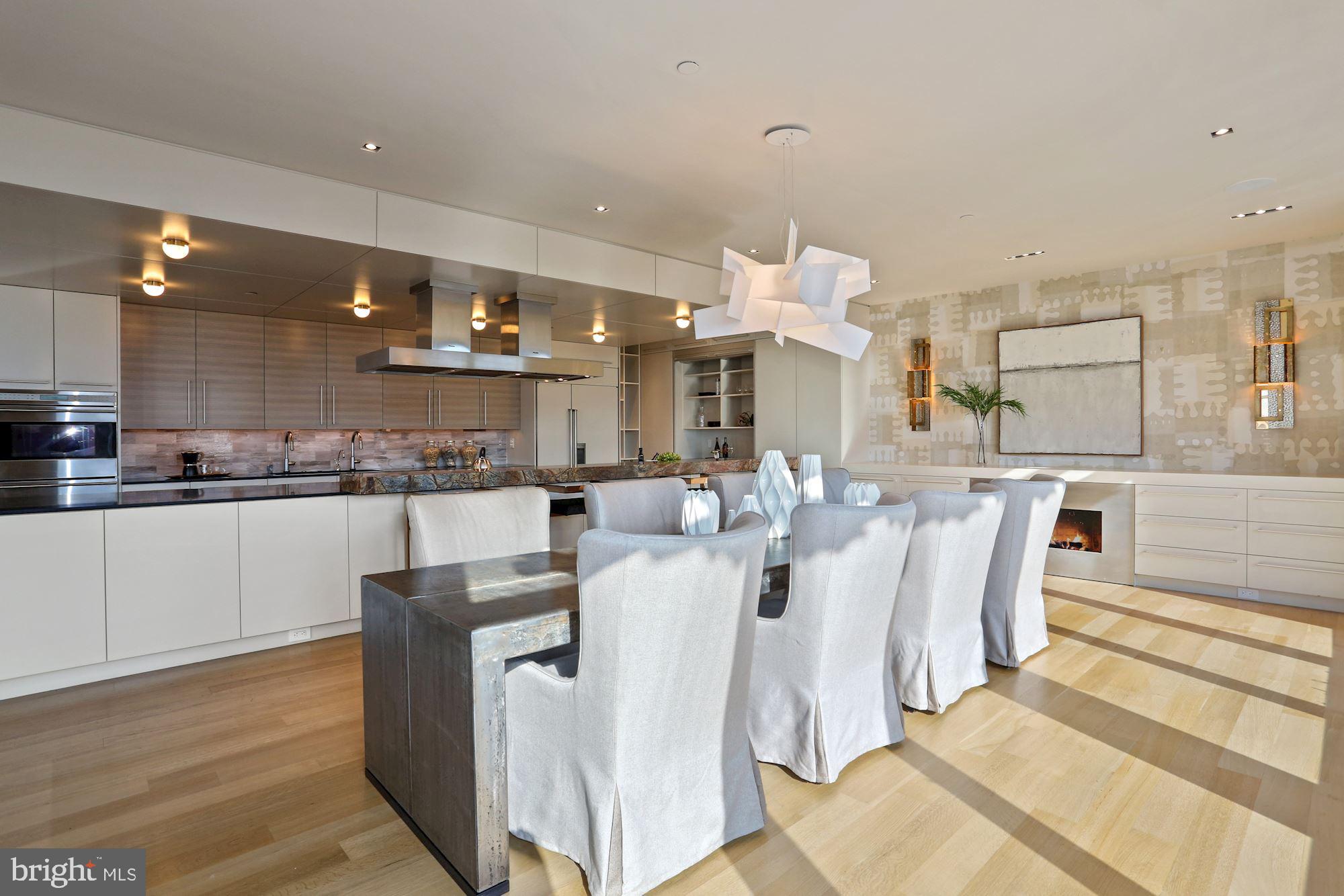 LOGAN CIRCLE - Residential
