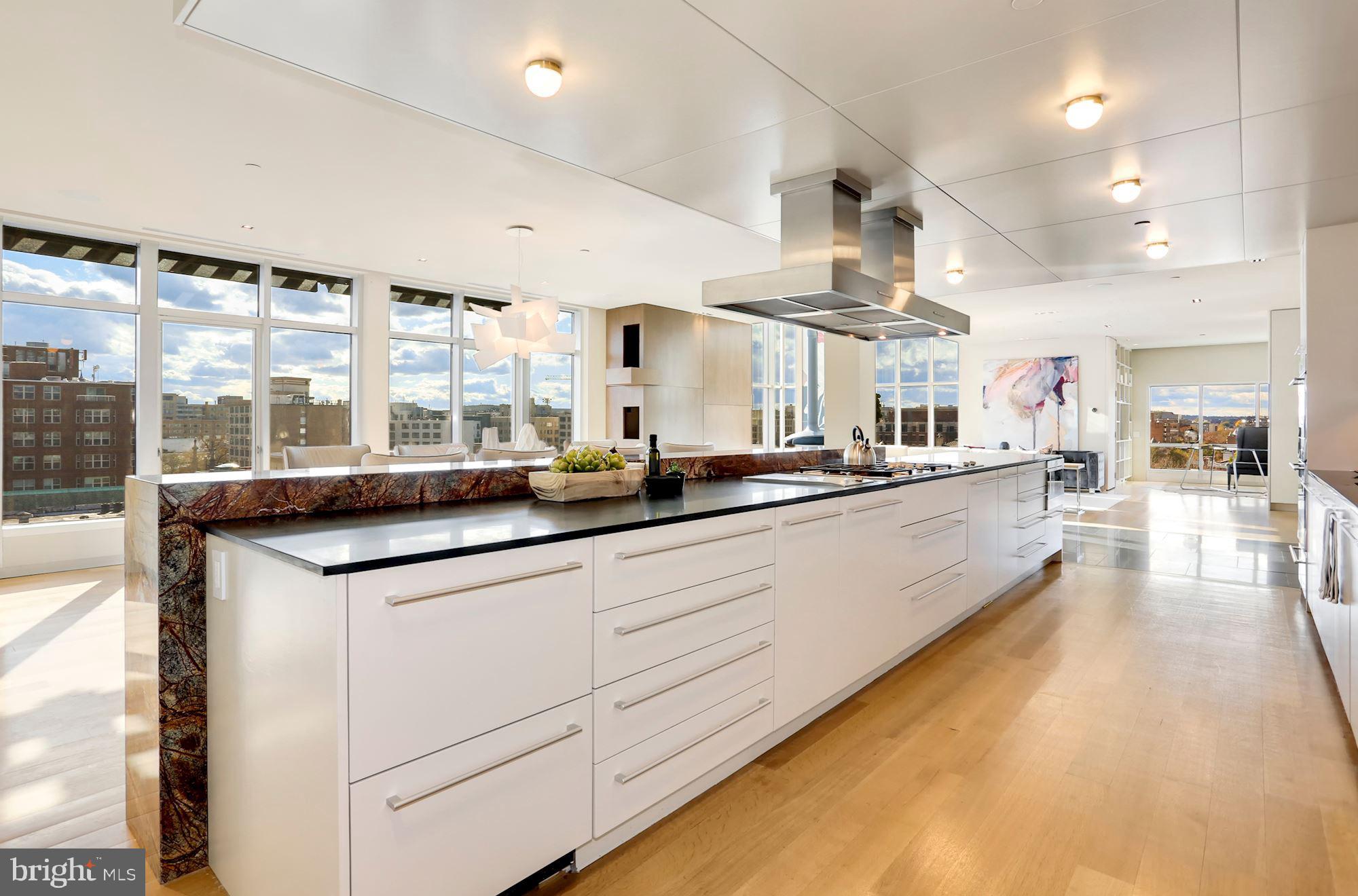 LOGAN CIRCLE - Residential