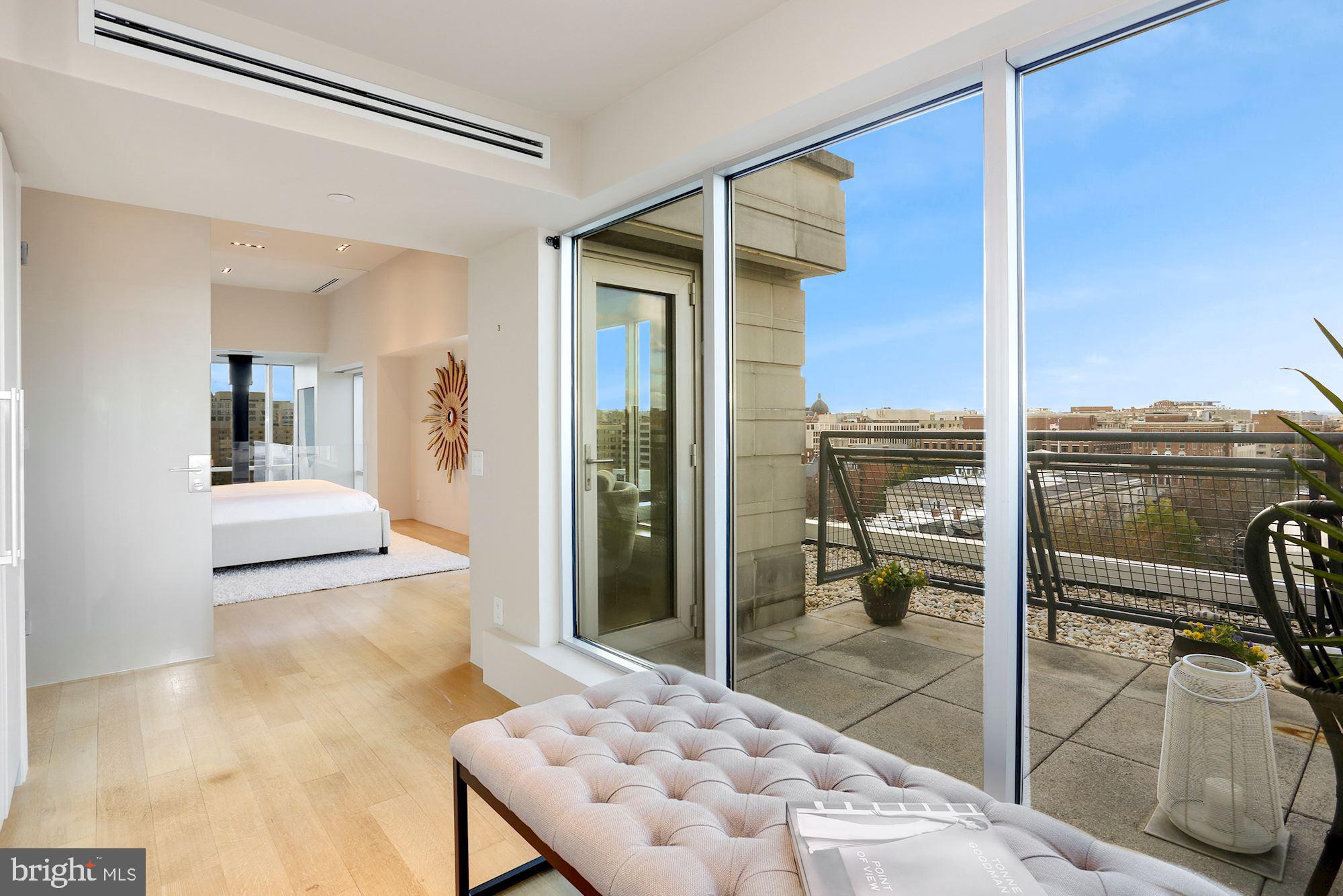 LOGAN CIRCLE - Residential