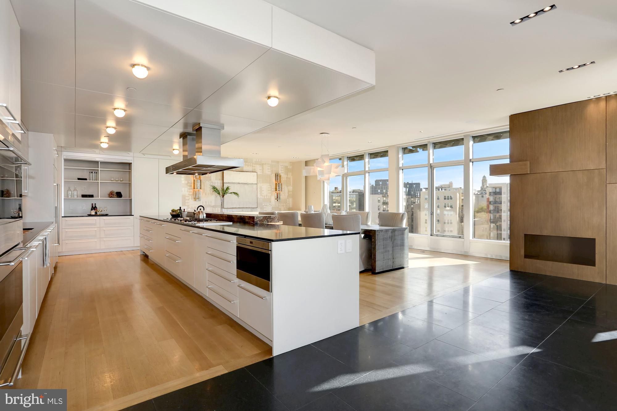 LOGAN CIRCLE - Residential