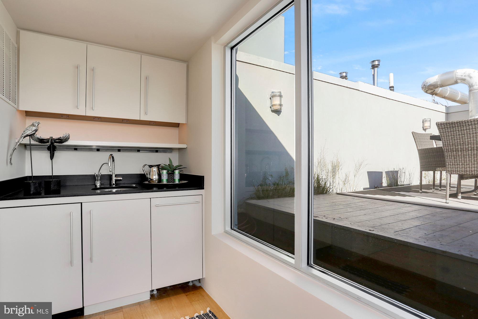 LOGAN CIRCLE - Residential