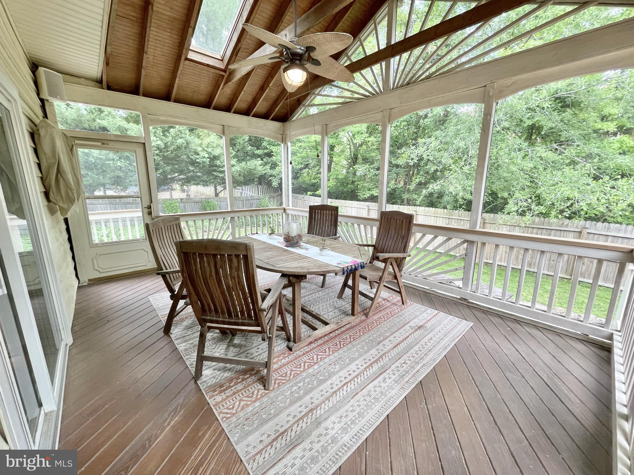 SARATOGA - Residential Lease