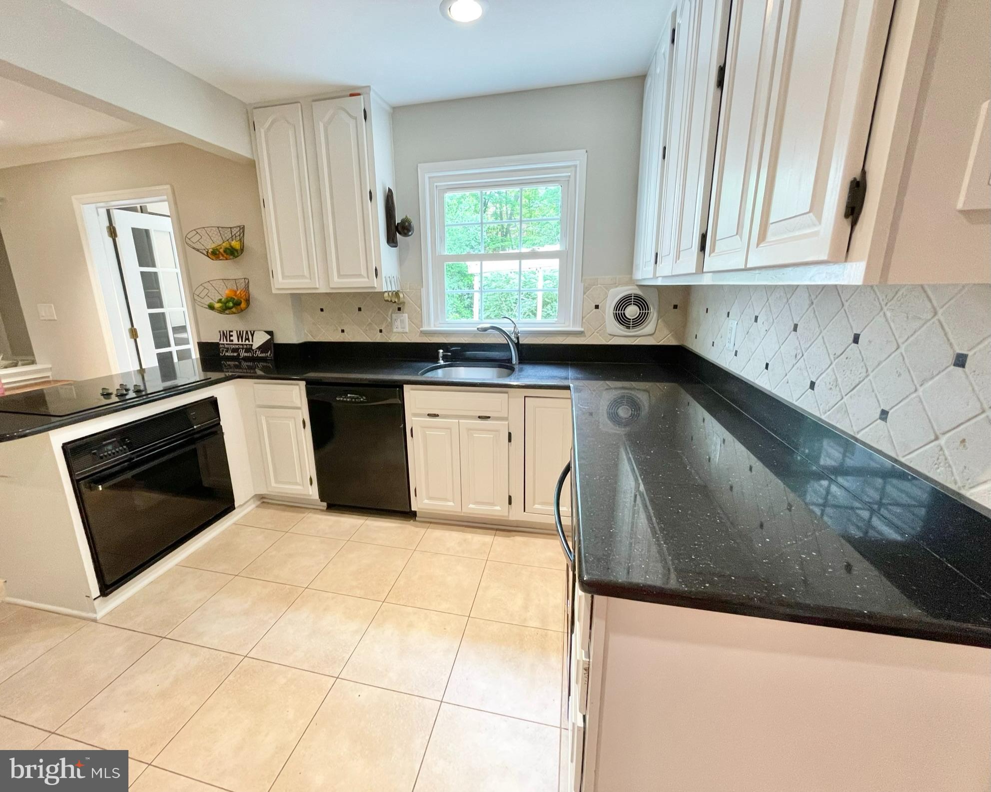 SARATOGA - Residential Lease