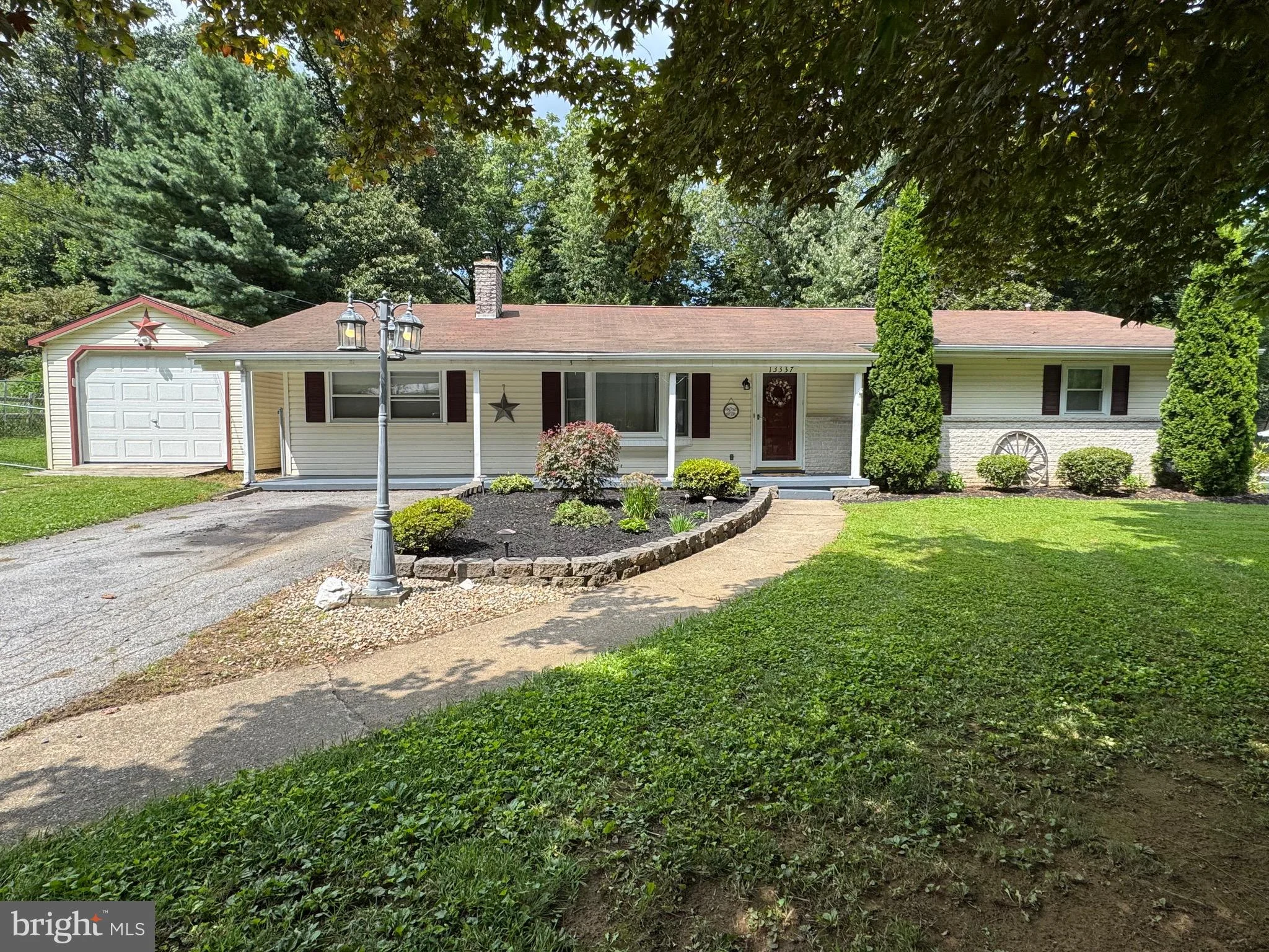 13337 North Avenue, Blue Ridge Summit, PA, 17214