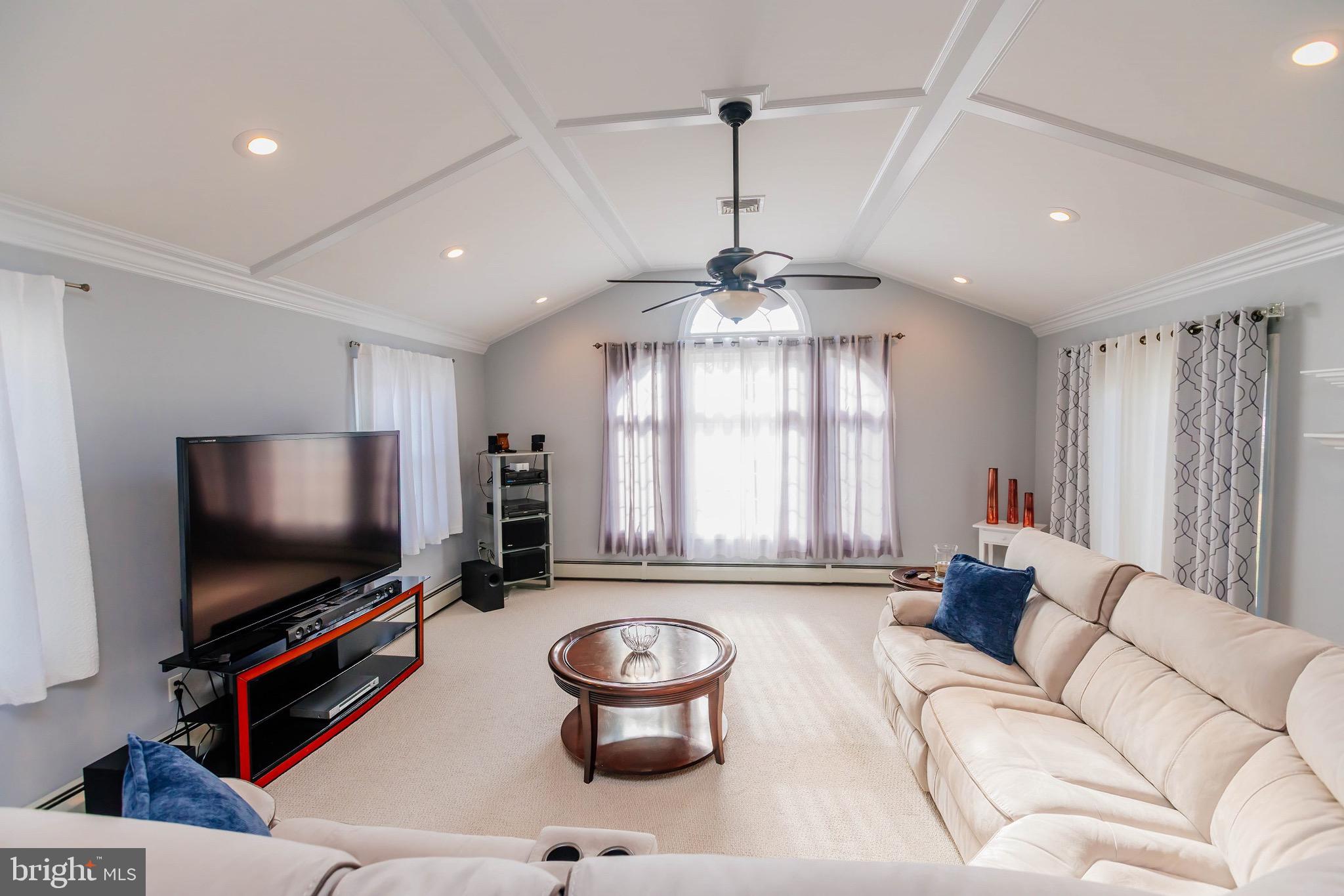 THORNRIDGE - Residential