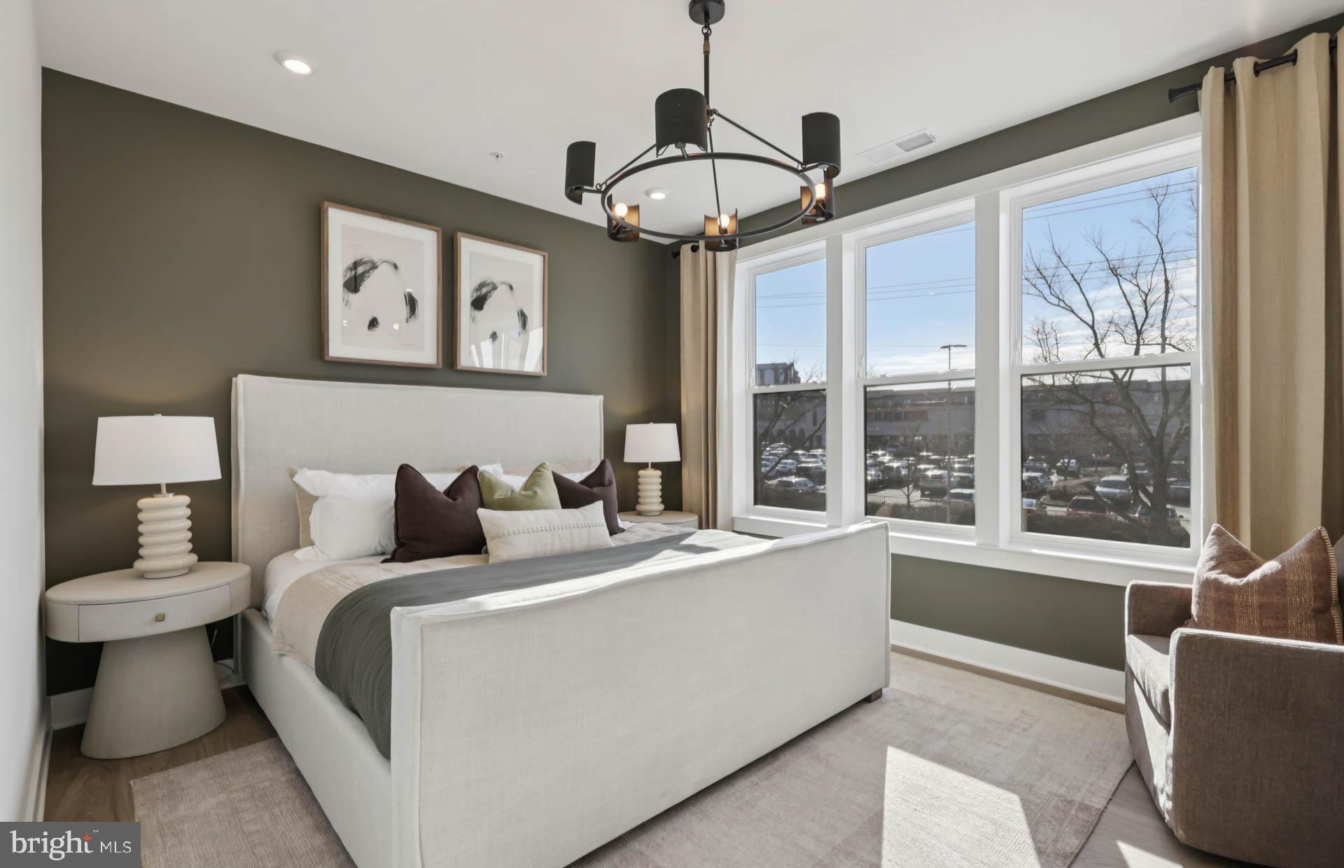 THE FLATS AT NORTHSIDE - Residential