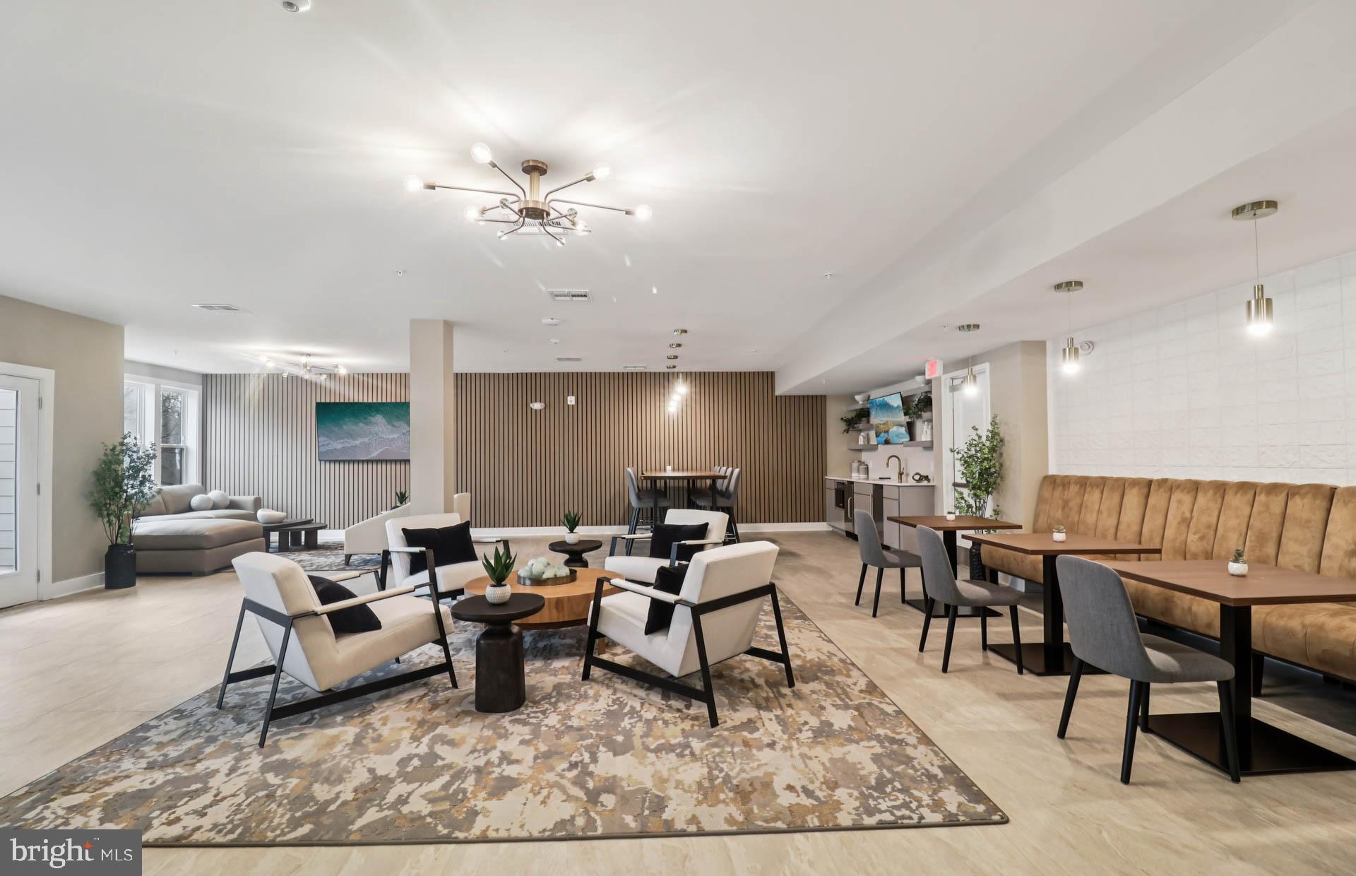 THE FLATS AT NORTHSIDE - Residential