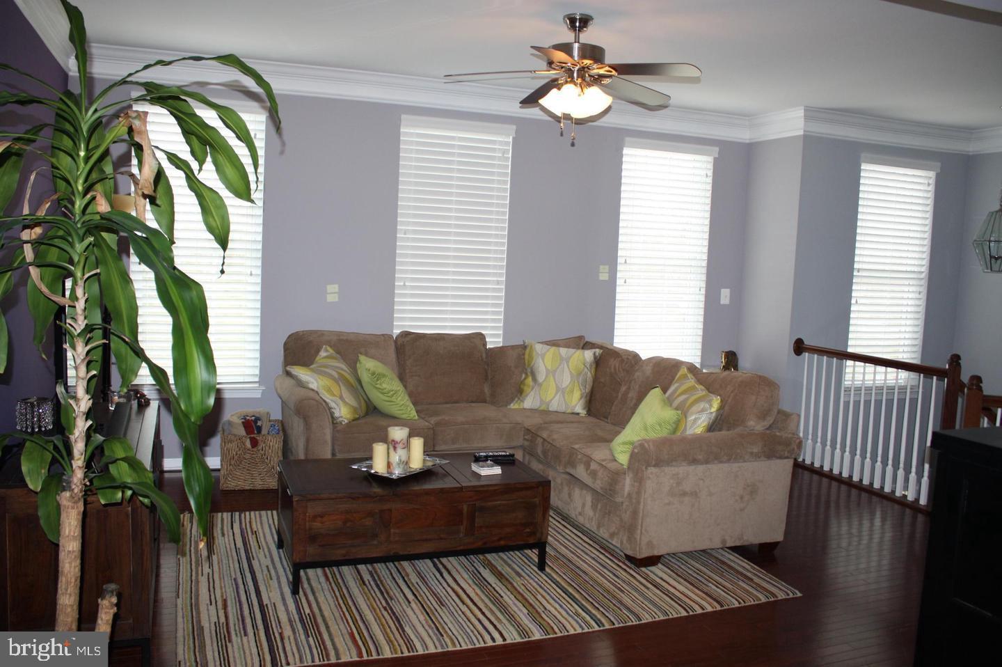 SOUTH RIDING - Residential Lease